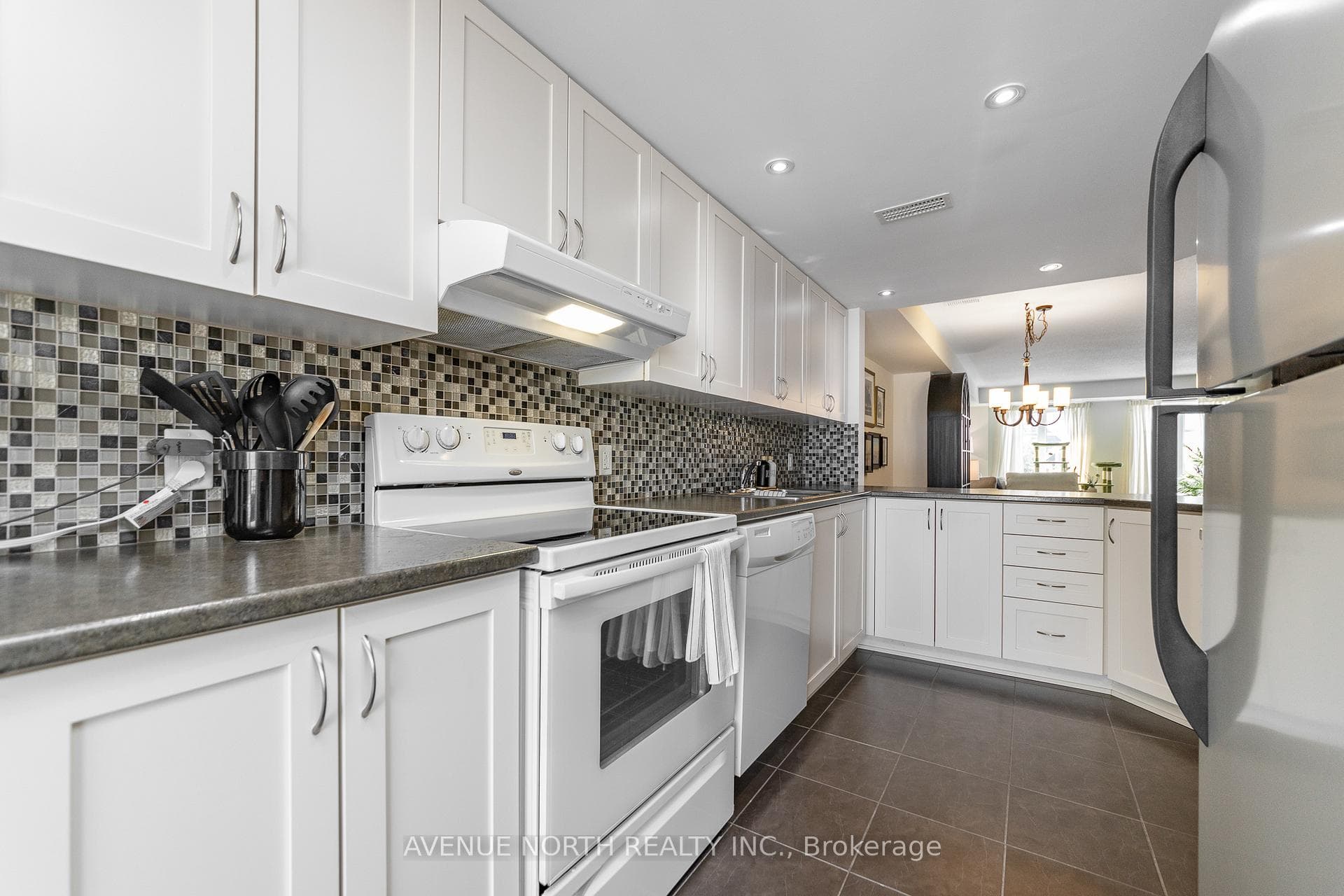 573B Chapman Mills Drive photo 20
