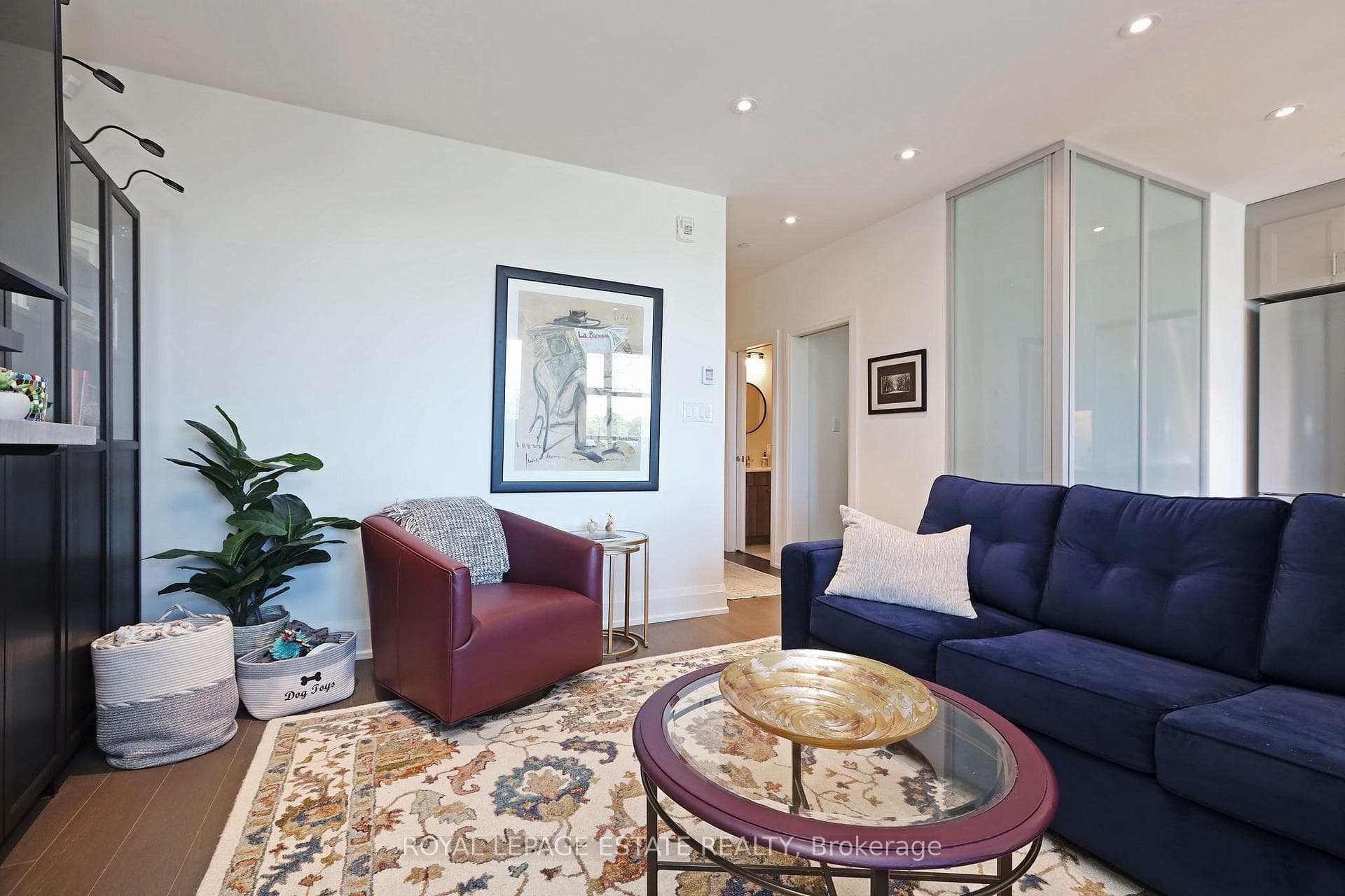 365 Beech Avenue Unit 410 photo 3