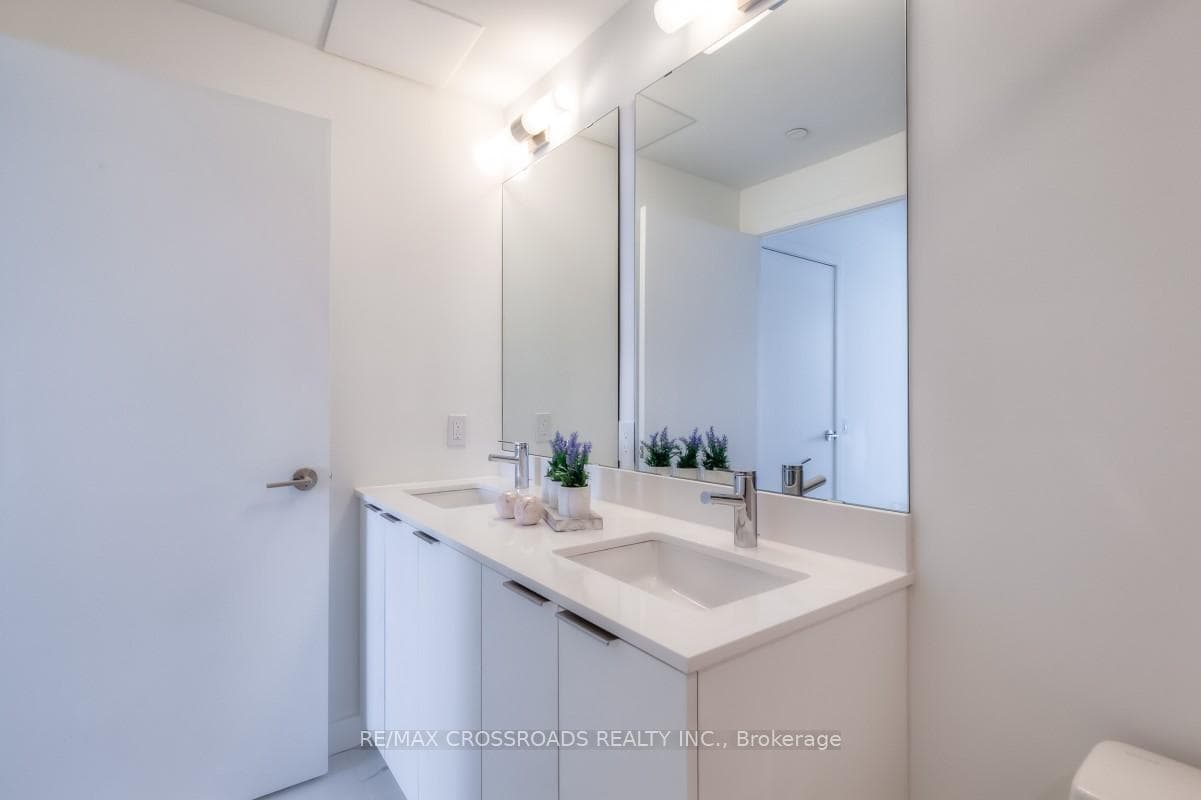 8 Olympic Garden Drive Unit 2803 photo 20