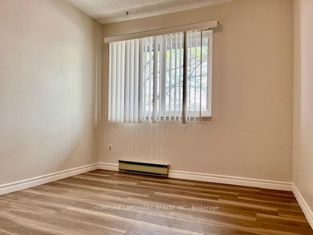 1450 Glen Abbey Gate Unit 121 photo 5