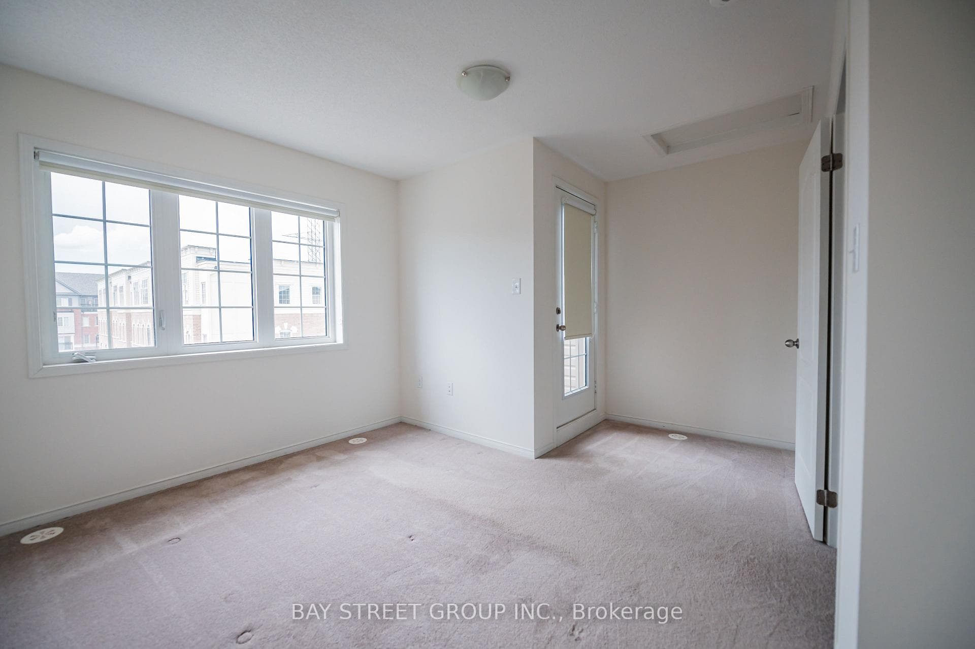 2649 Eaglesham Path photo 24
