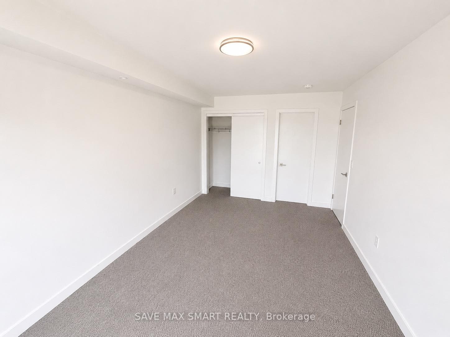 165 Veterans Drive Unit 15 photo 17