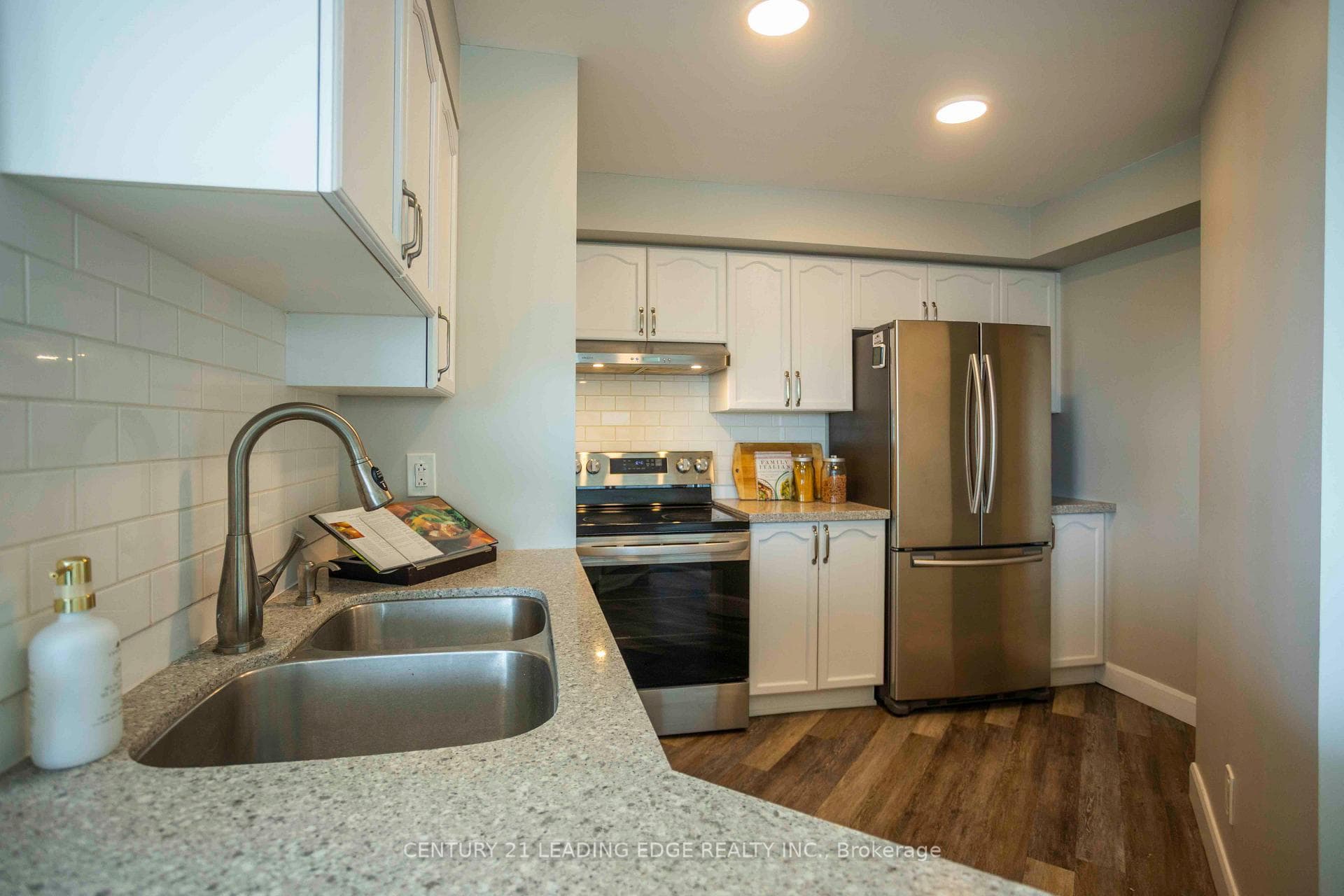 340 Watson Street Unit 402 photo 8