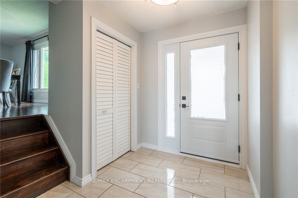 238 CLIFTON DOWNS Road photo 6