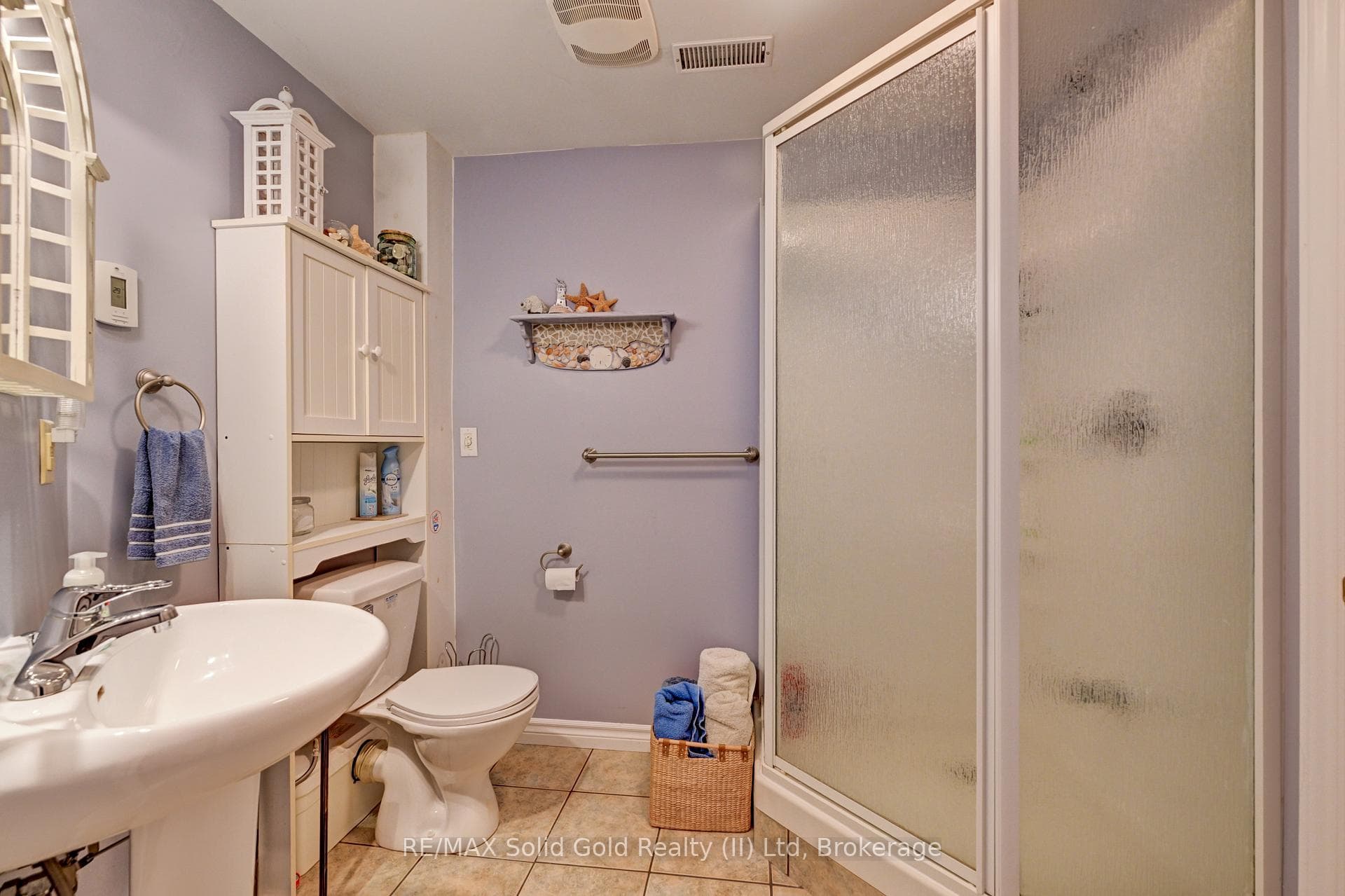 11 Lorraine Drive photo 37