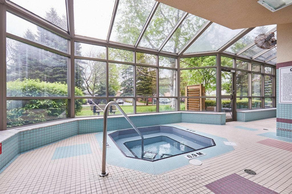 712 Rossland Road Unit 1111 photo 29
