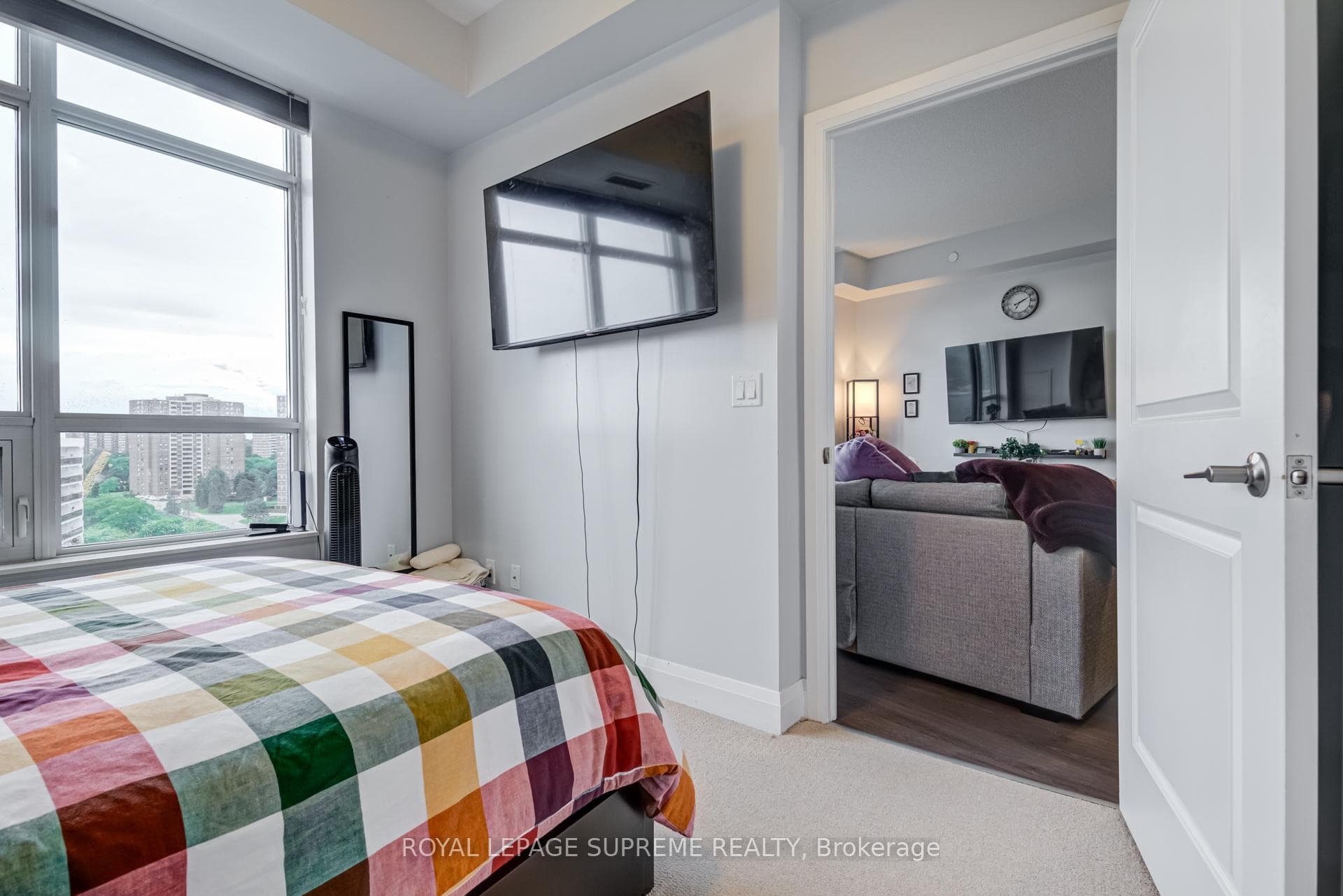 25 Fontenay Court Unit 1406 photo 17