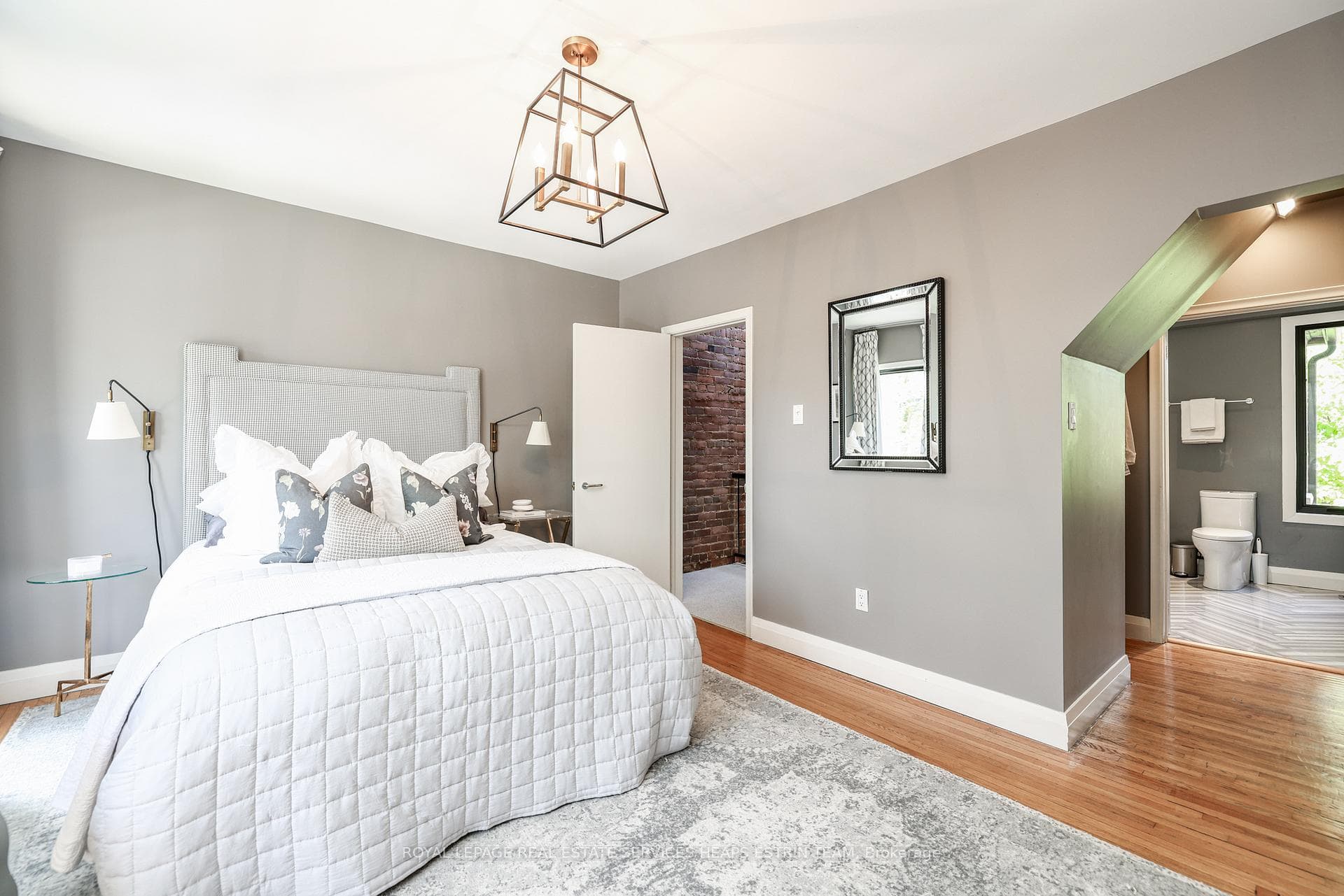 180 Browning Avenue photo 22