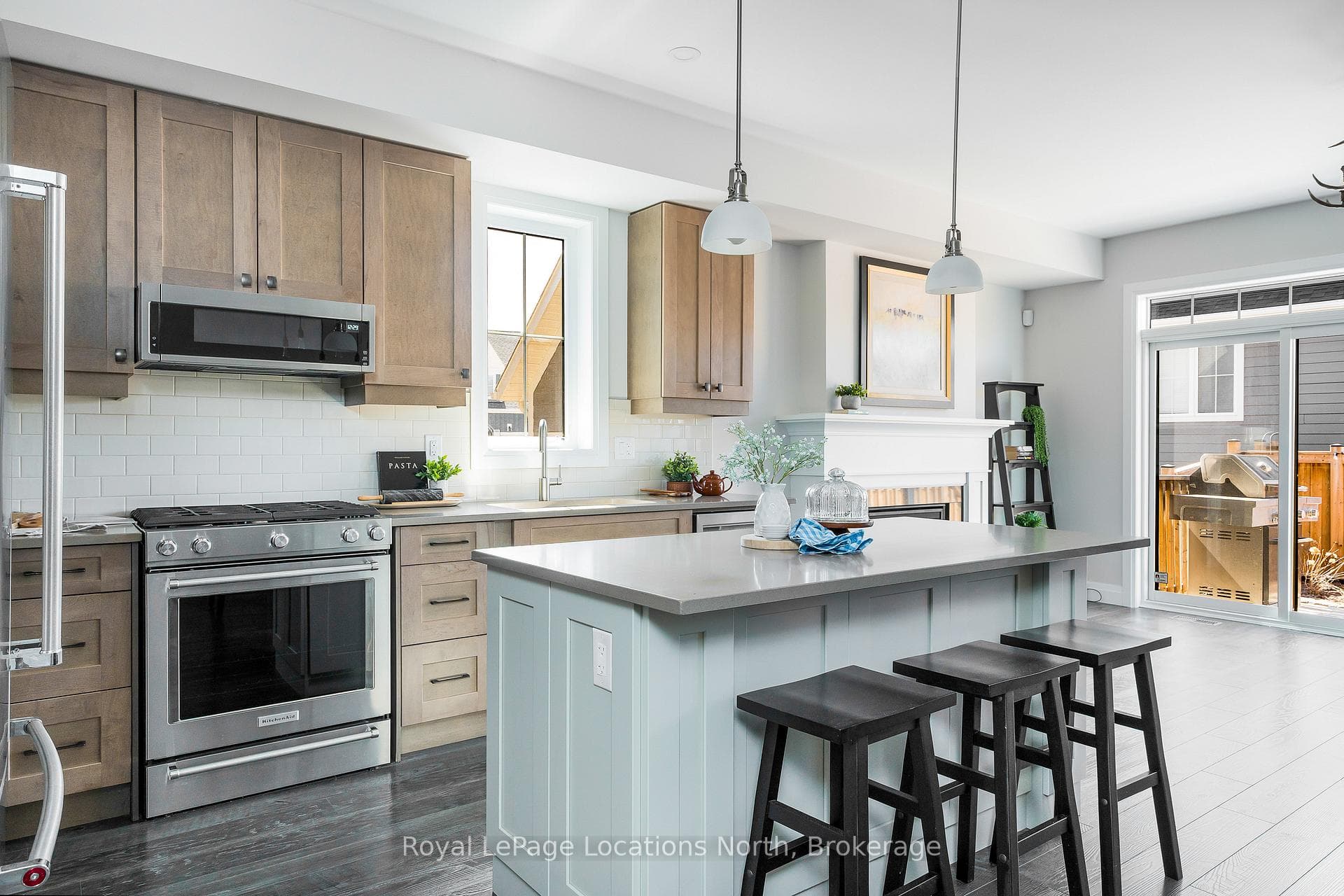 131 Red Pine Street photo 11