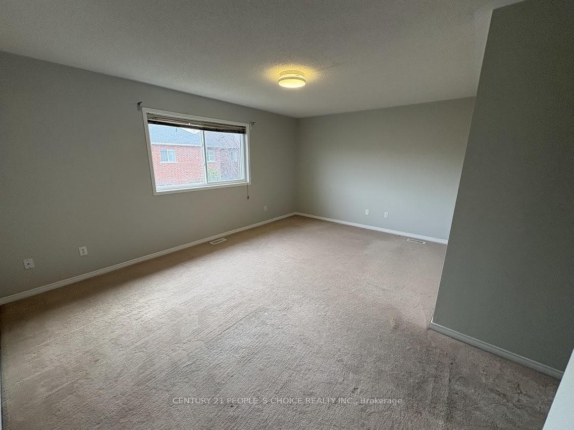 3588 Southwick Street photo 9