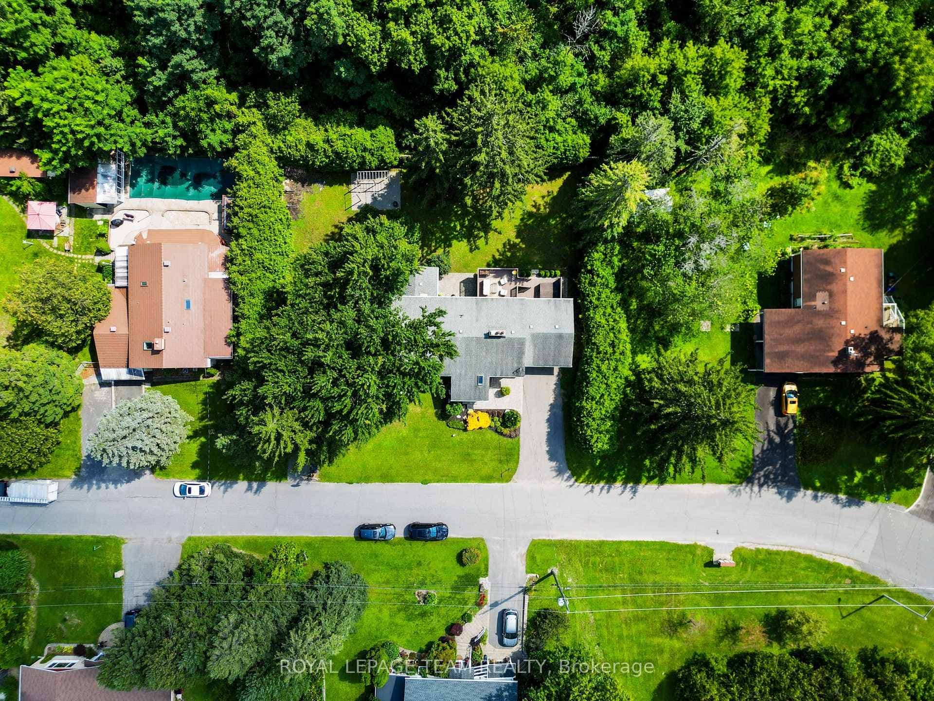 28 Maplehill Way photo 44