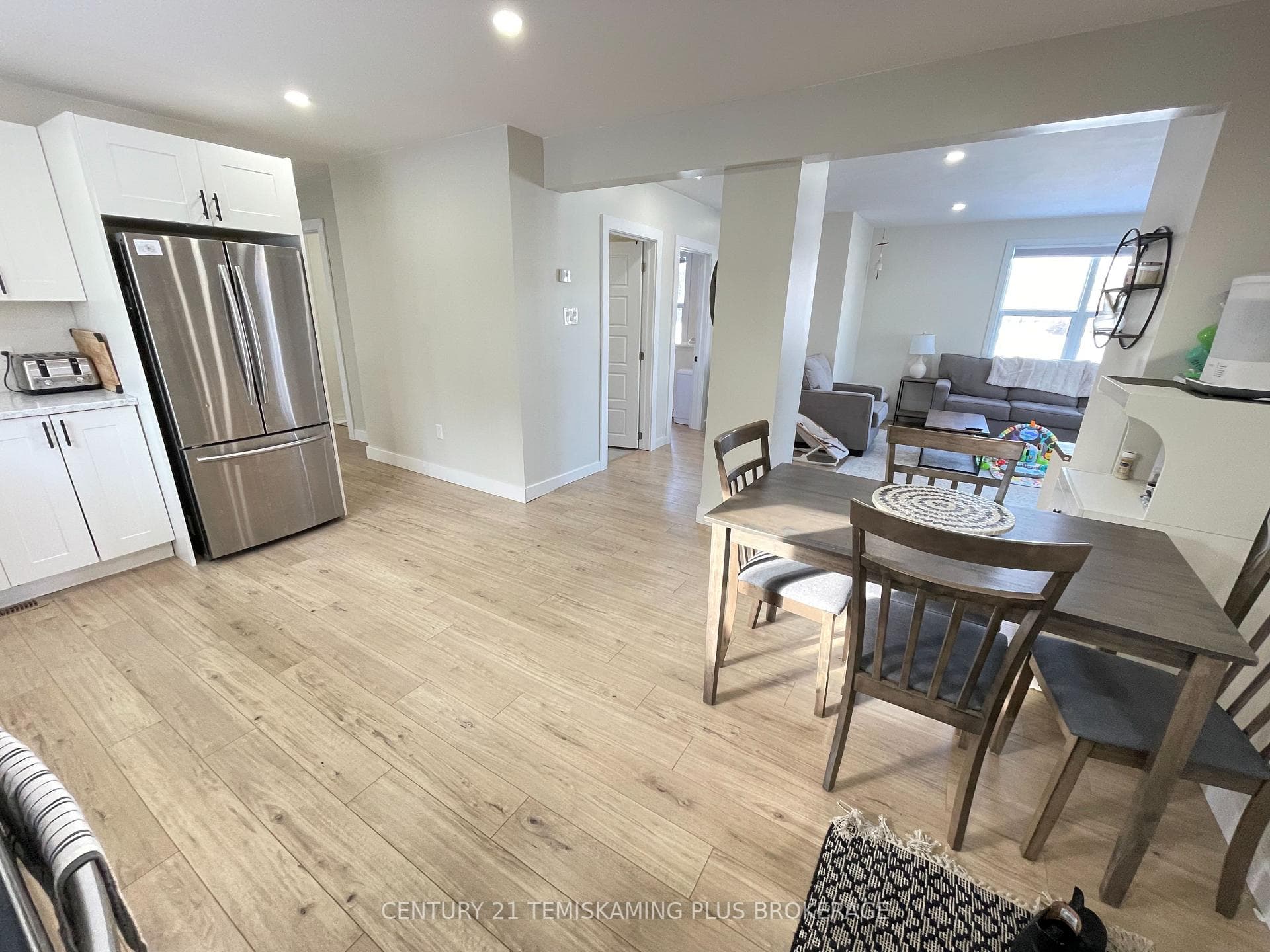 176 Montgomery Avenue photo 10