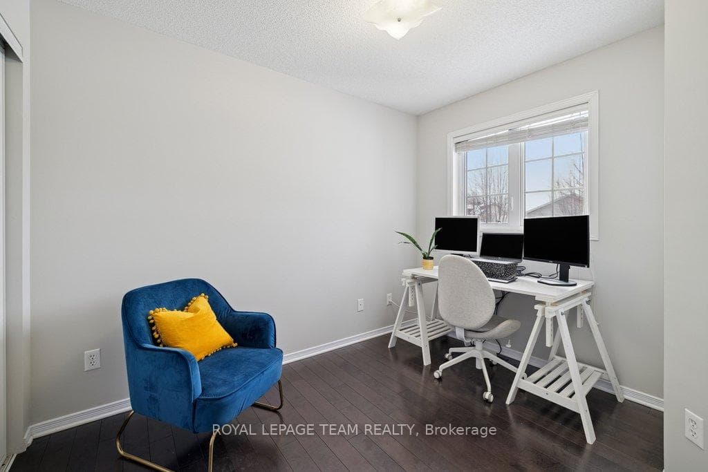 1493 Demeter Street photo 20