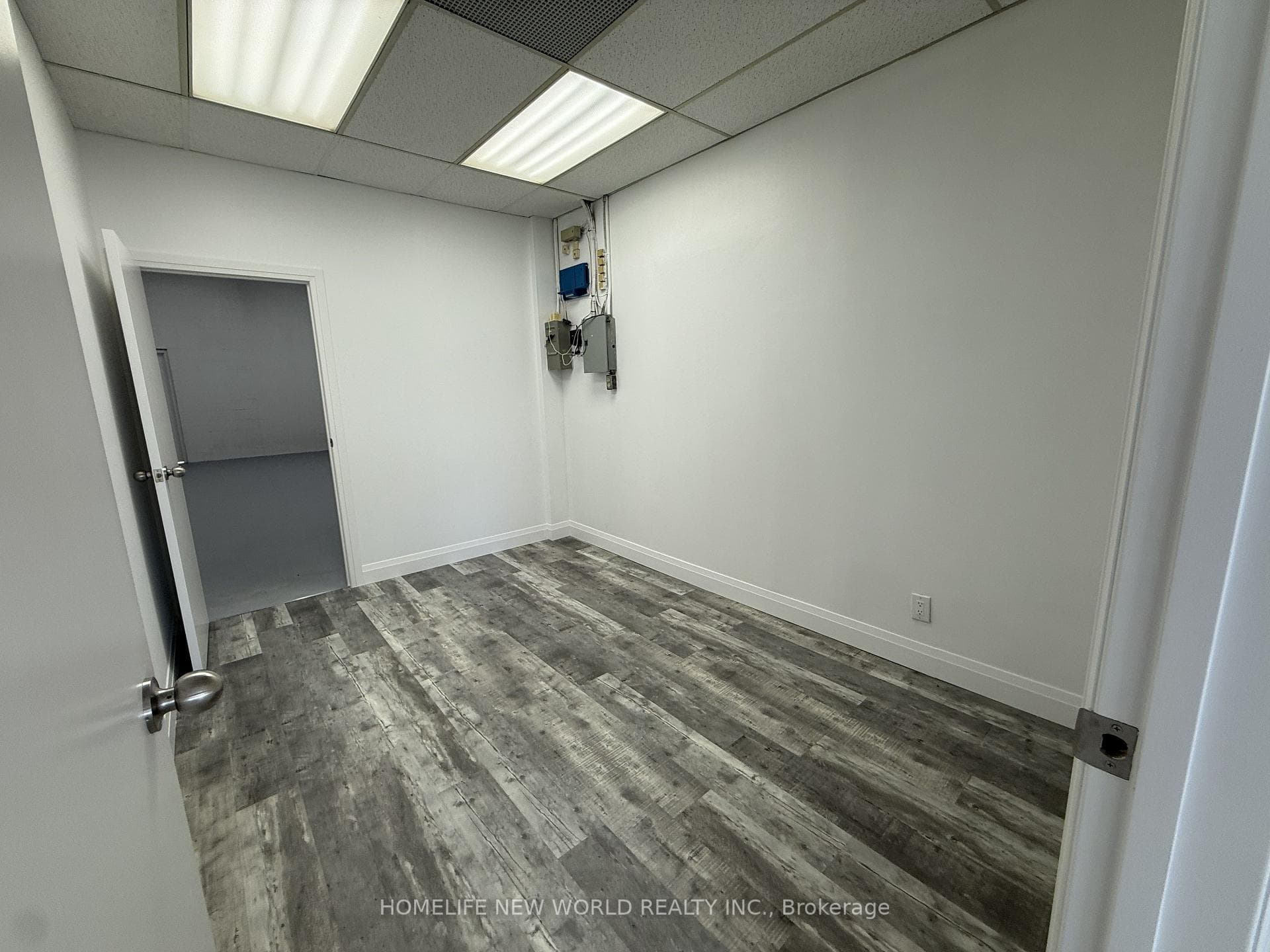 70 Silver Star Boulevard Unit 107 photo 4