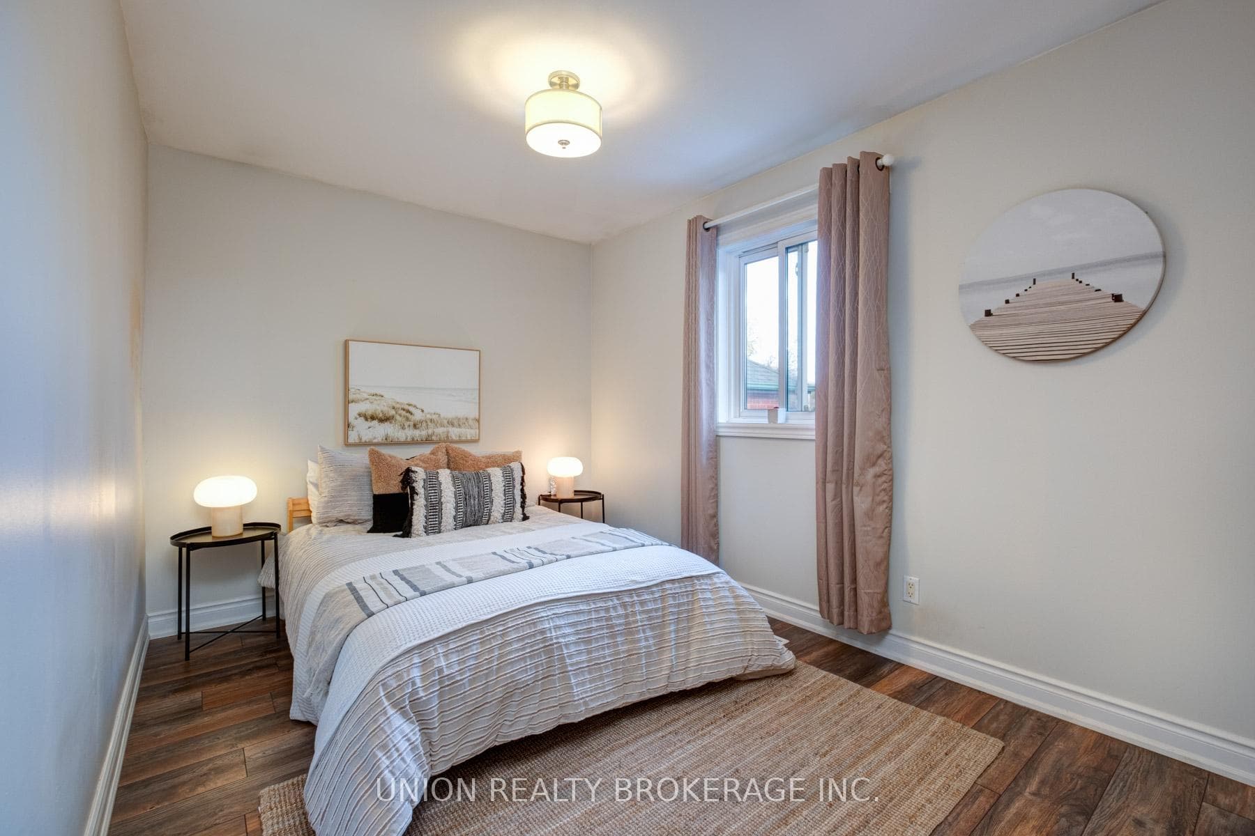83 Eastwood Avenue photo 24