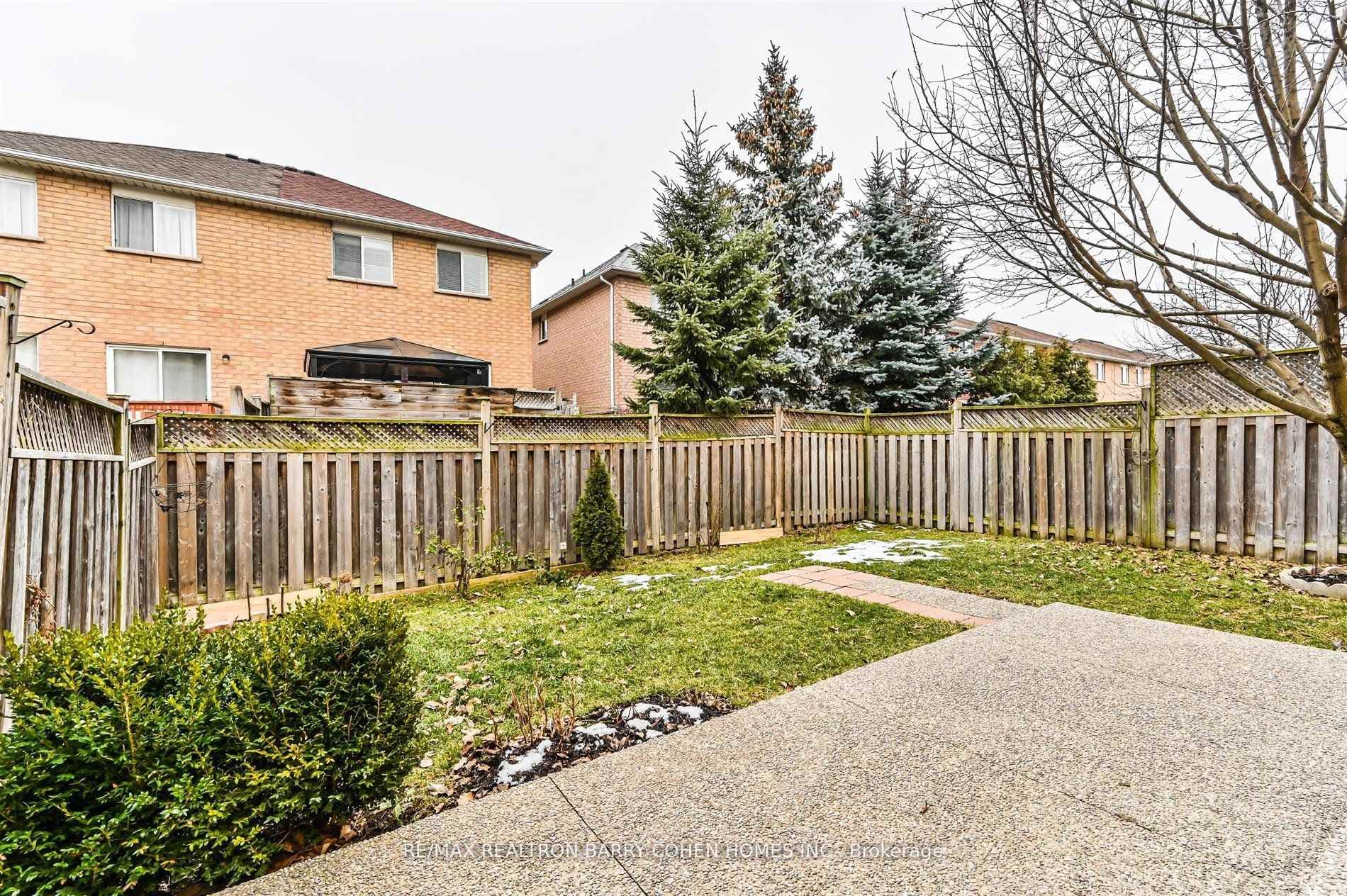 1106 Galesway Boulevard photo 17