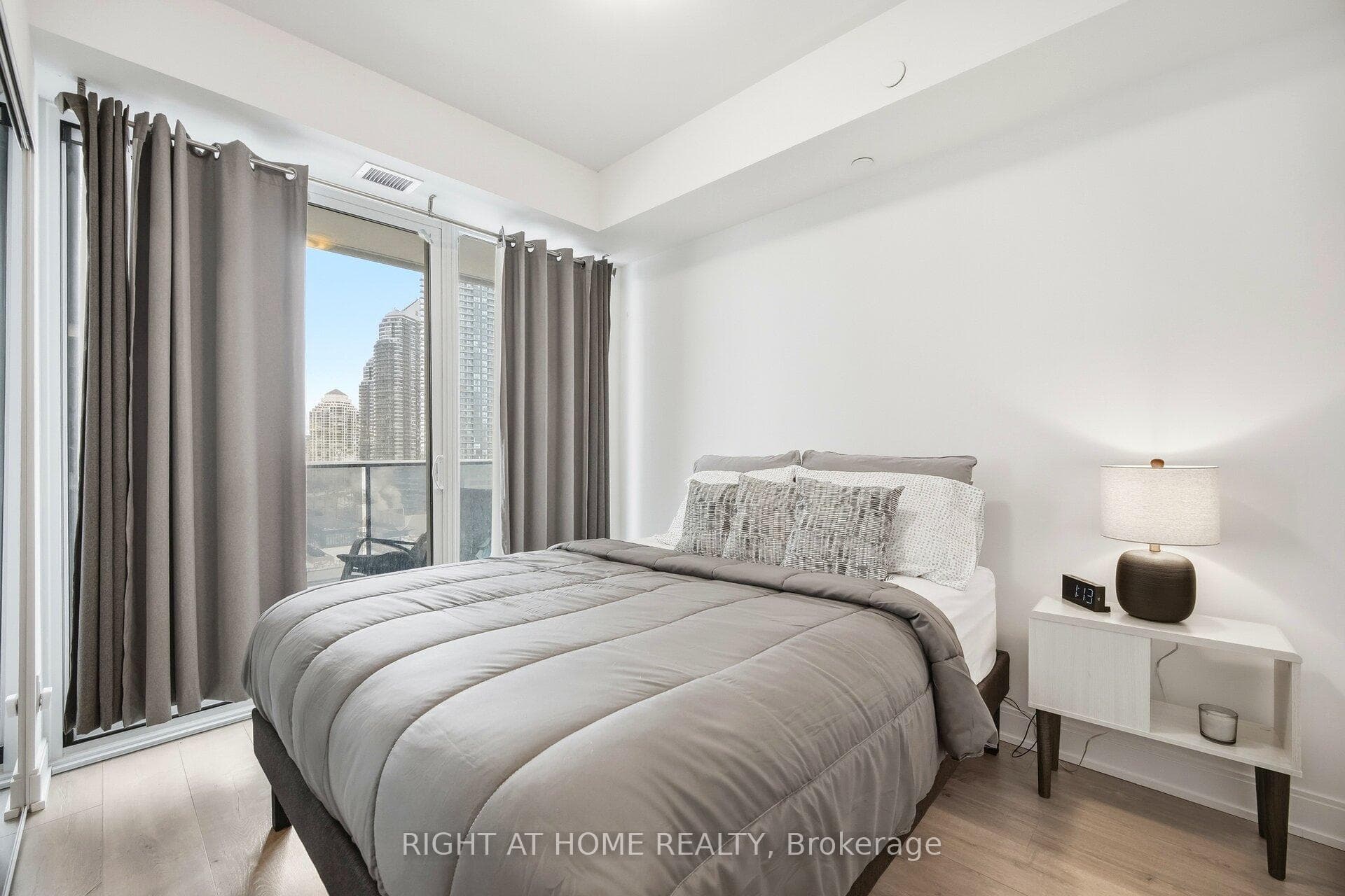 70 Annie Craig Drive Unit 1008 photo 10