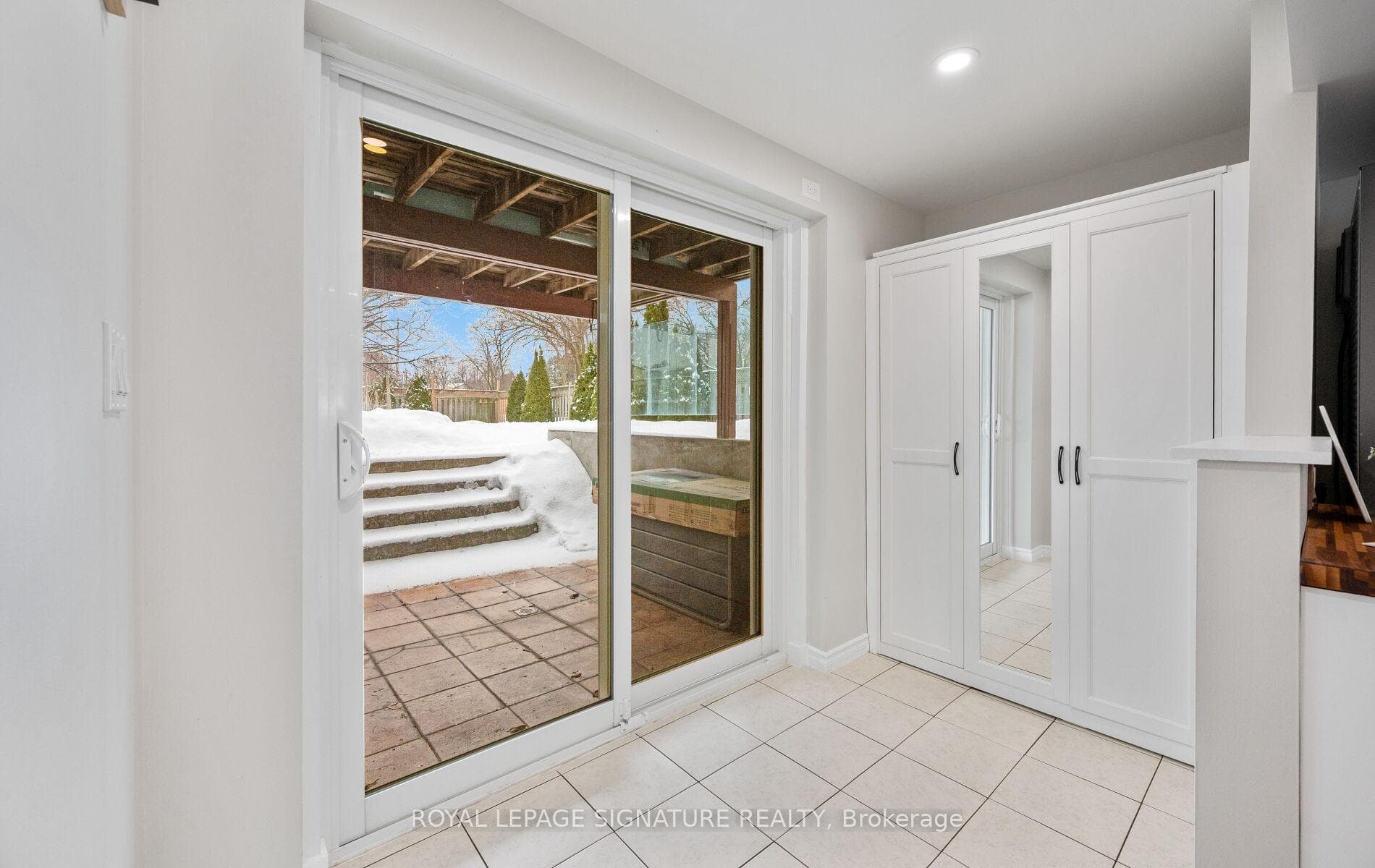 6943 Estoril Road photo 35