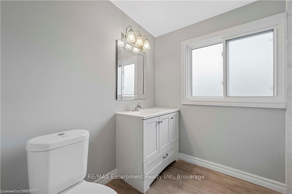 270 MONTMORENCY Drive Unit 408 photo 13