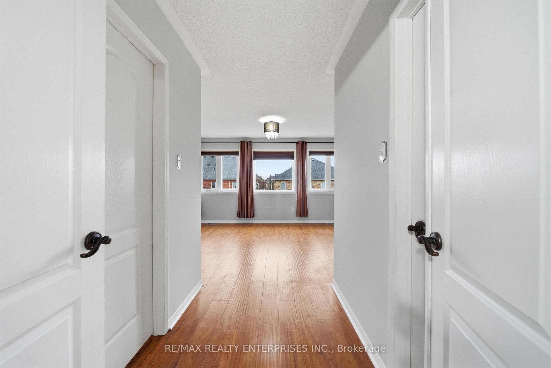 6930 Elliott Parliament Street photo 17