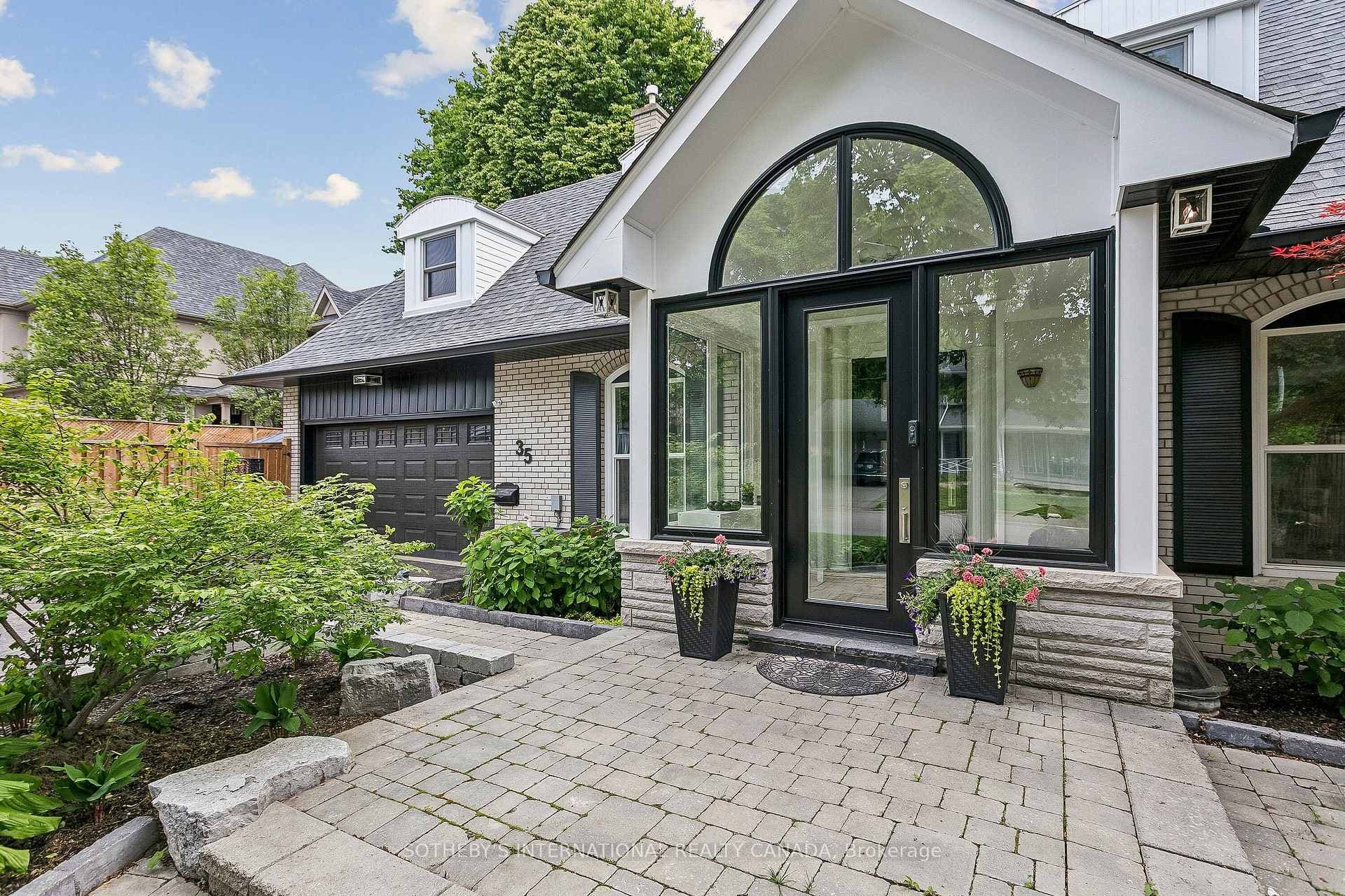 35 Shadwick Drive photo 3