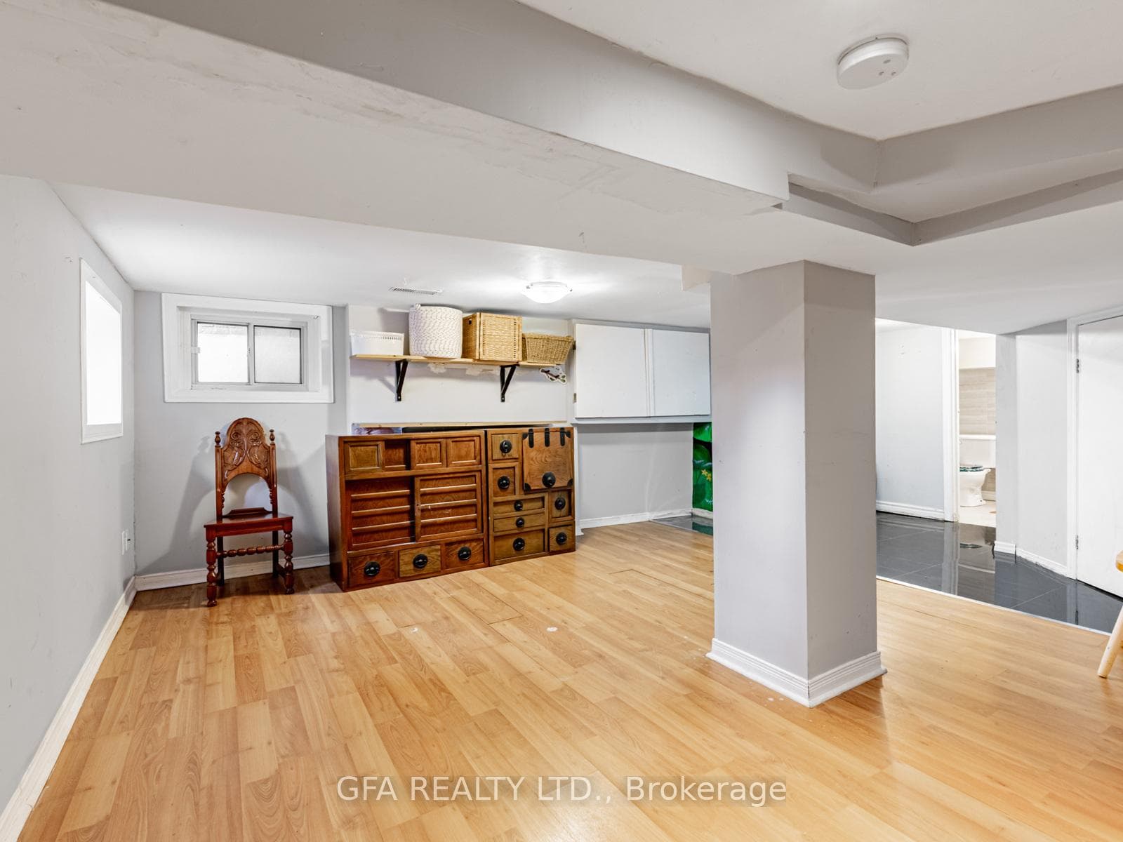 880 Davenport Road photo 22