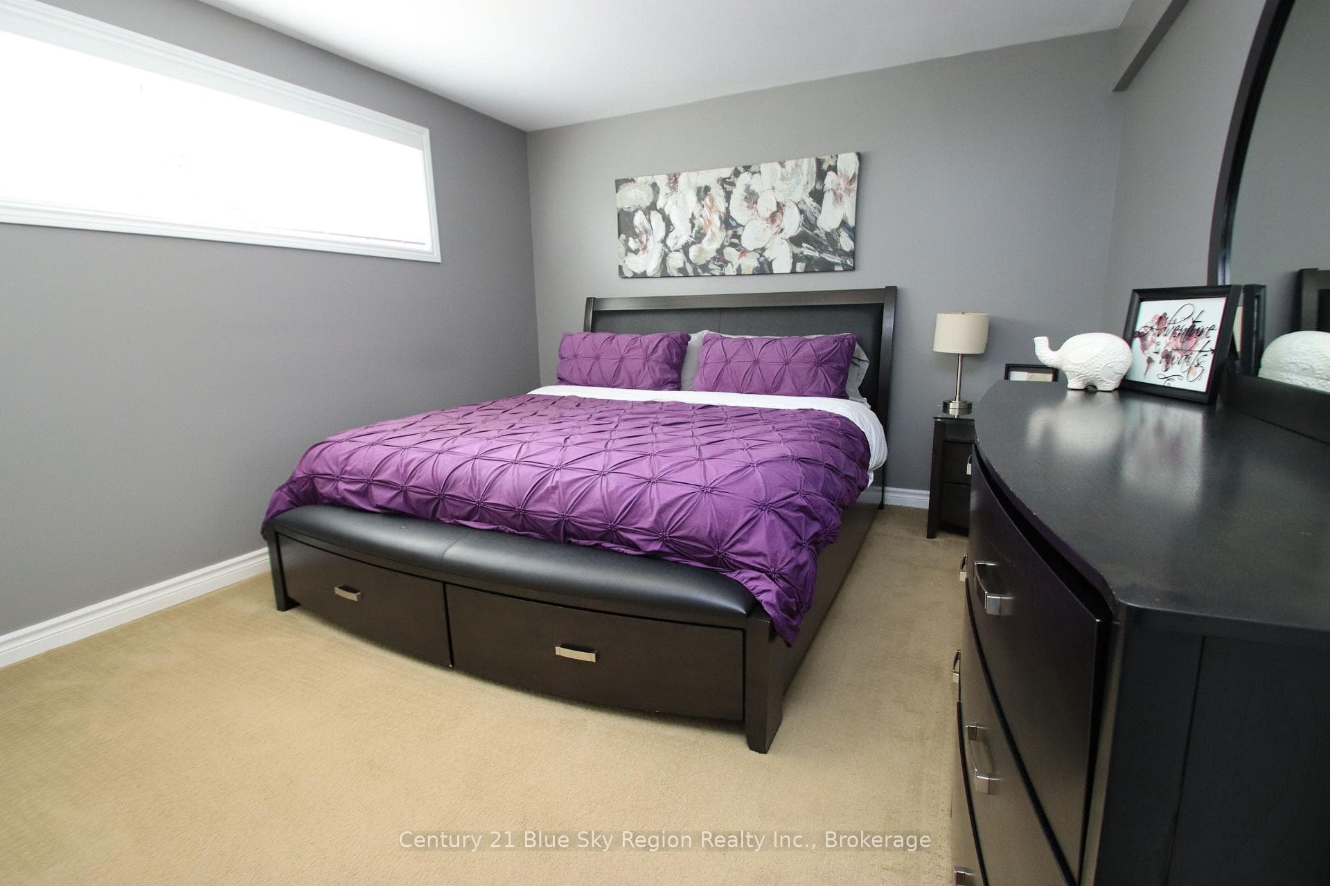 127 Bennett Street photo 27