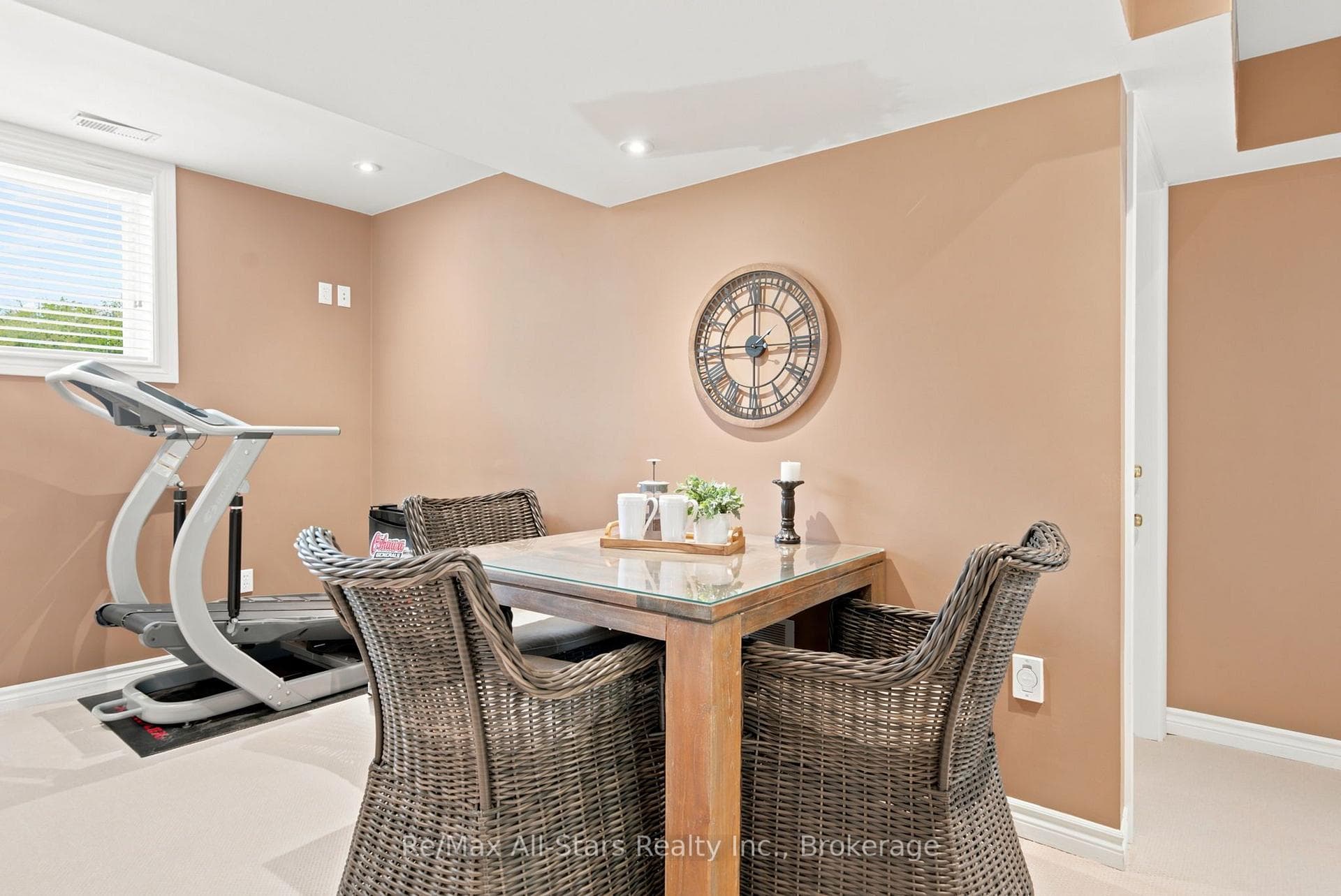 21180 Brunon Avenue photo 30