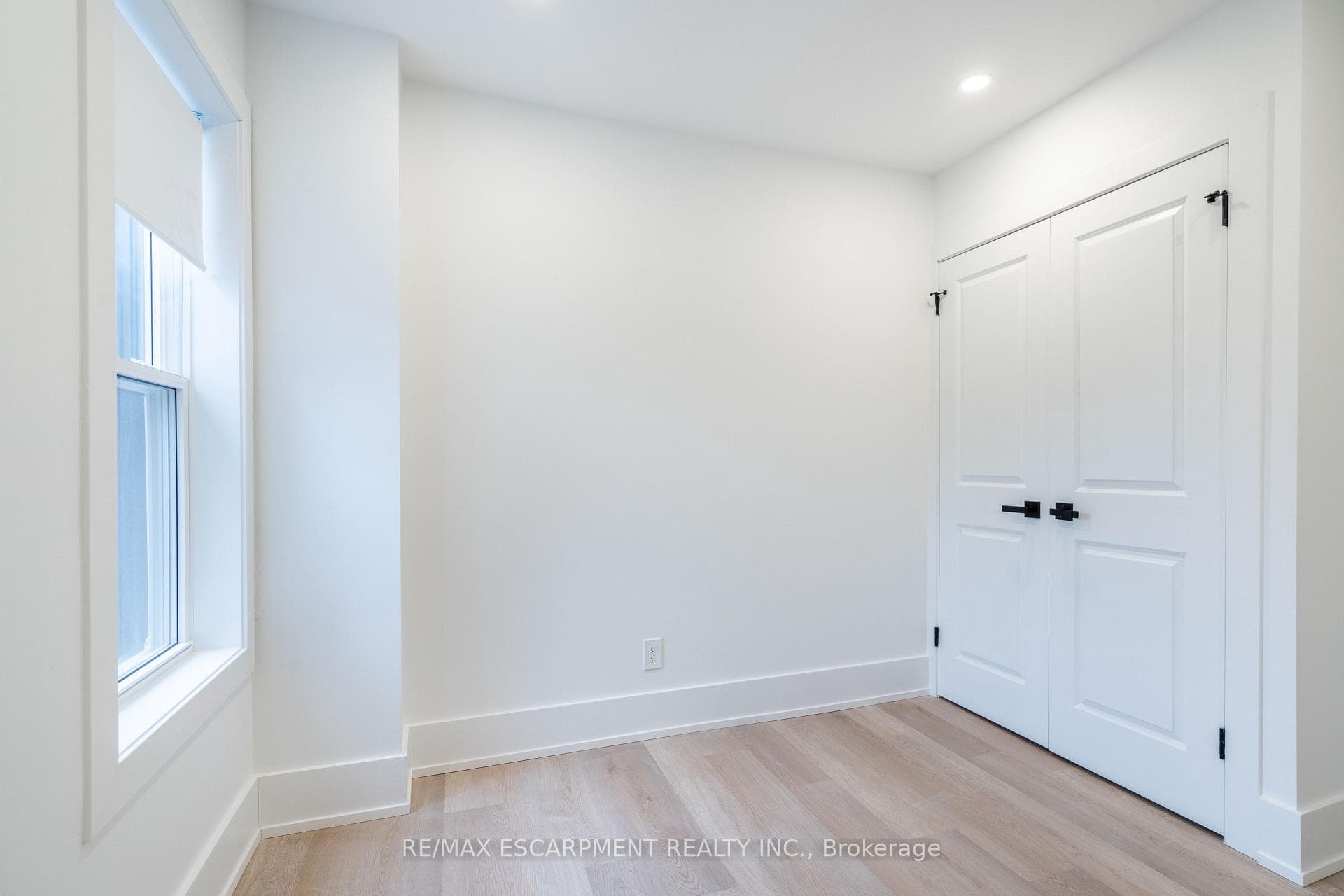 204 Balsam Avenue photo 26