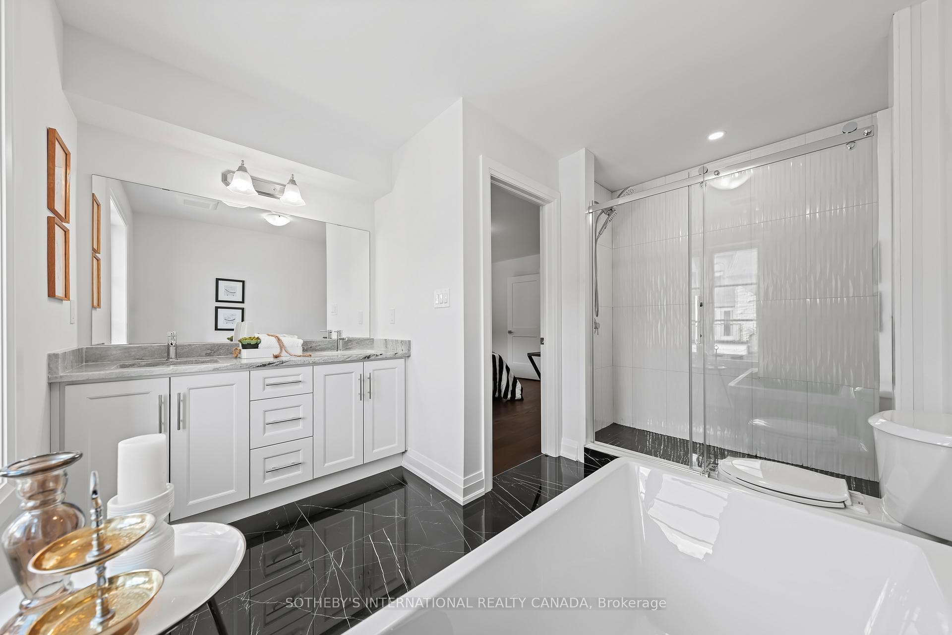 675 Victoria Road Unit 23 photo 23