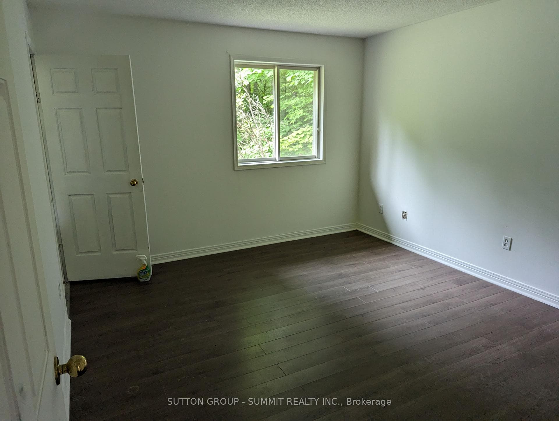 1390 Champlain Road photo 8