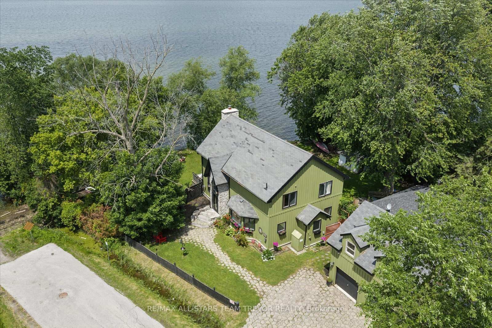 314 Glenwoods Avenue photo 45