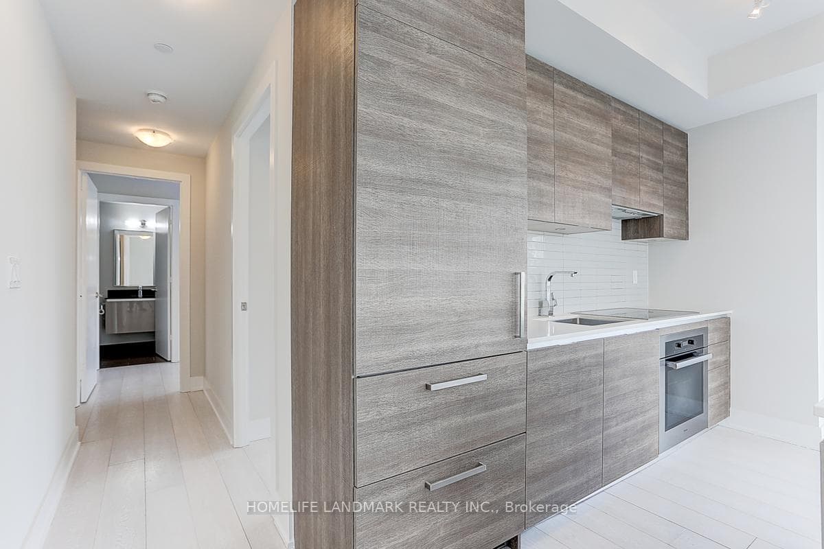200 Bloor Street Unit 1804 photo 16