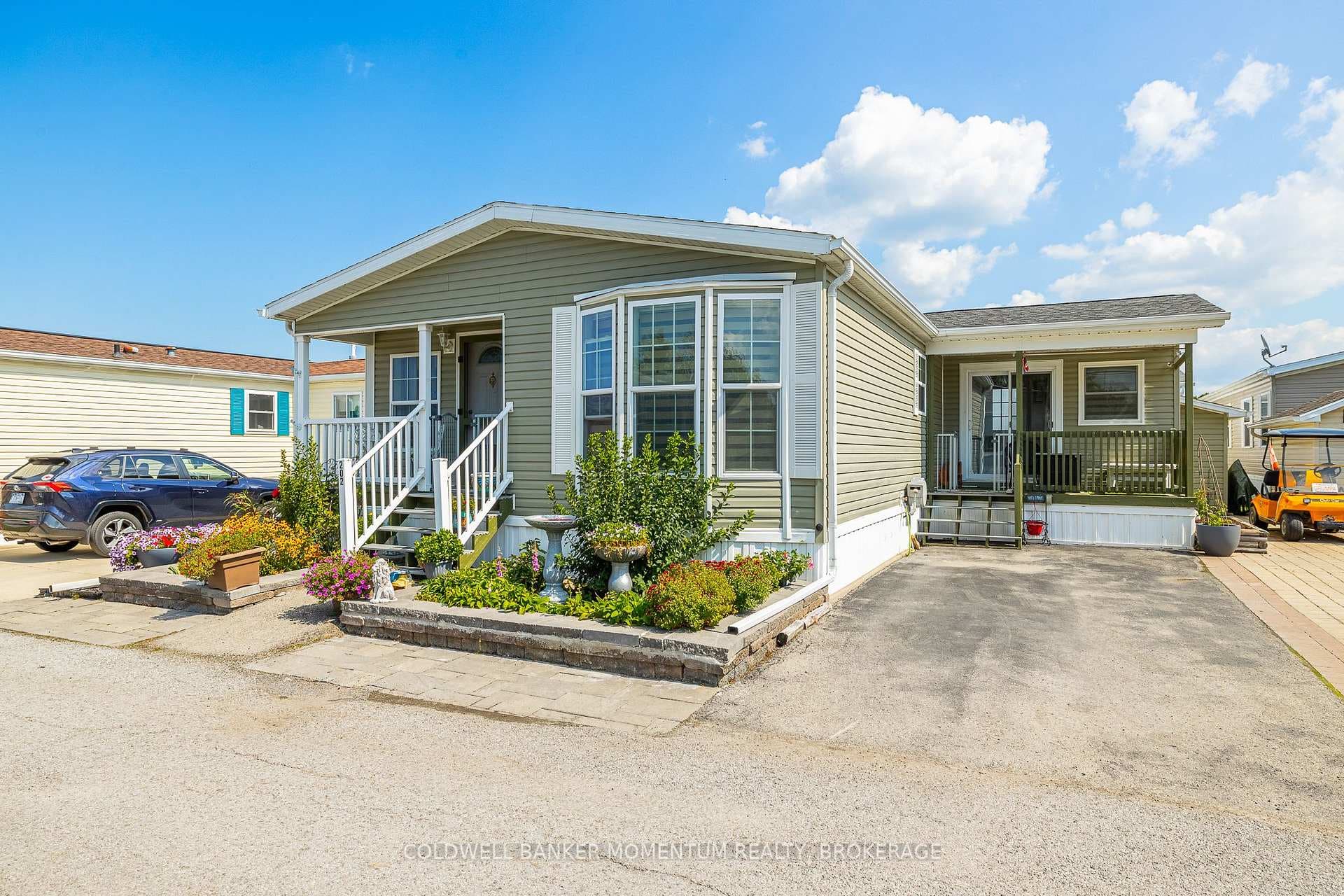 3033 Townline Road Unit 202 photo 4