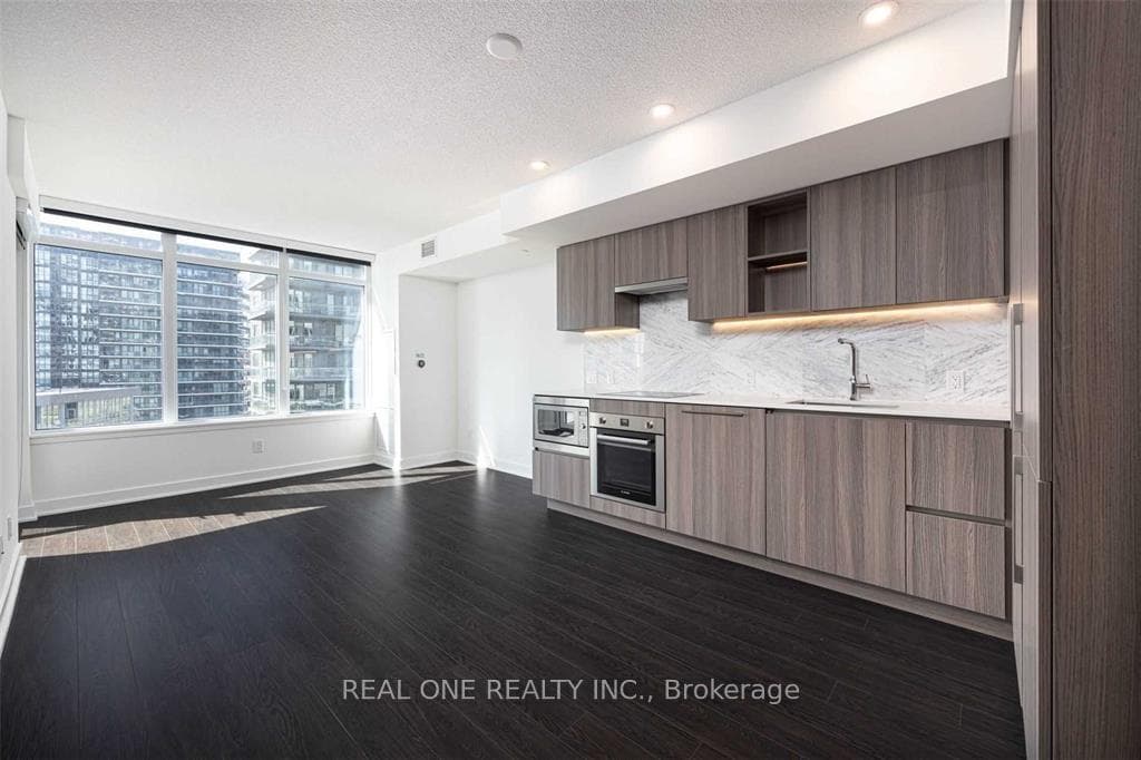 19 Bathurst Street Unit 615 photo 7
