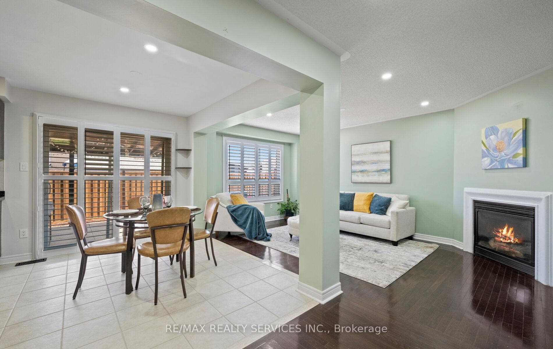5 Thornbush Boulevard photo 12