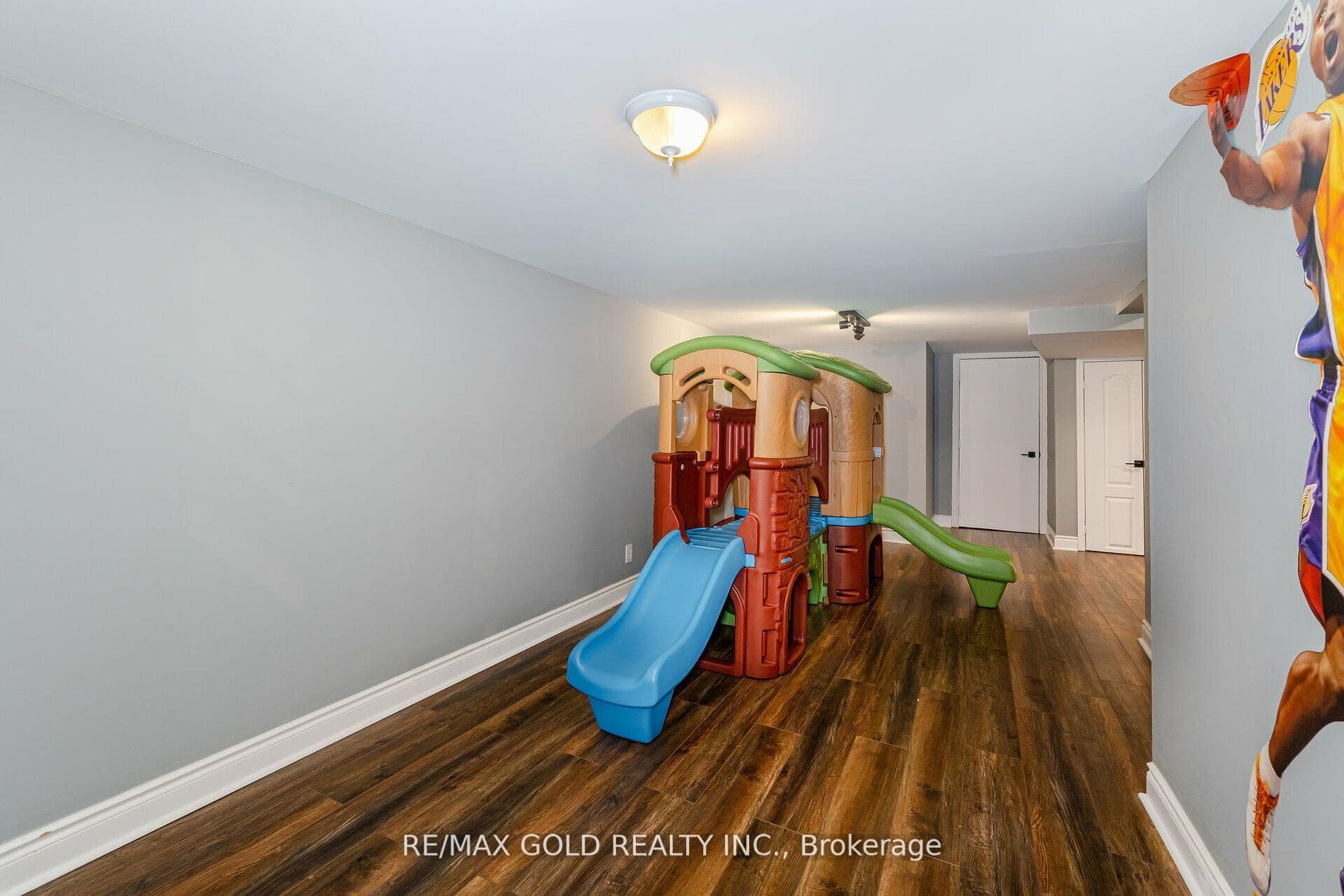 59 Royal Valley Drive photo 35