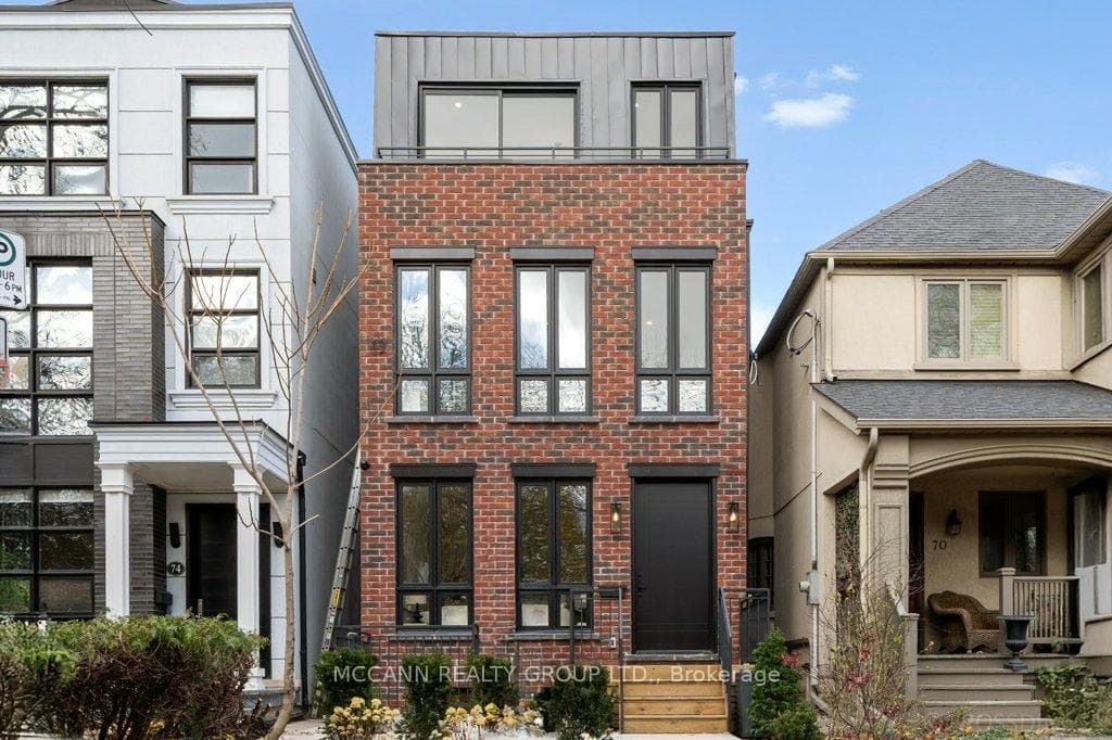 72 Woburn Avenue photo 1
