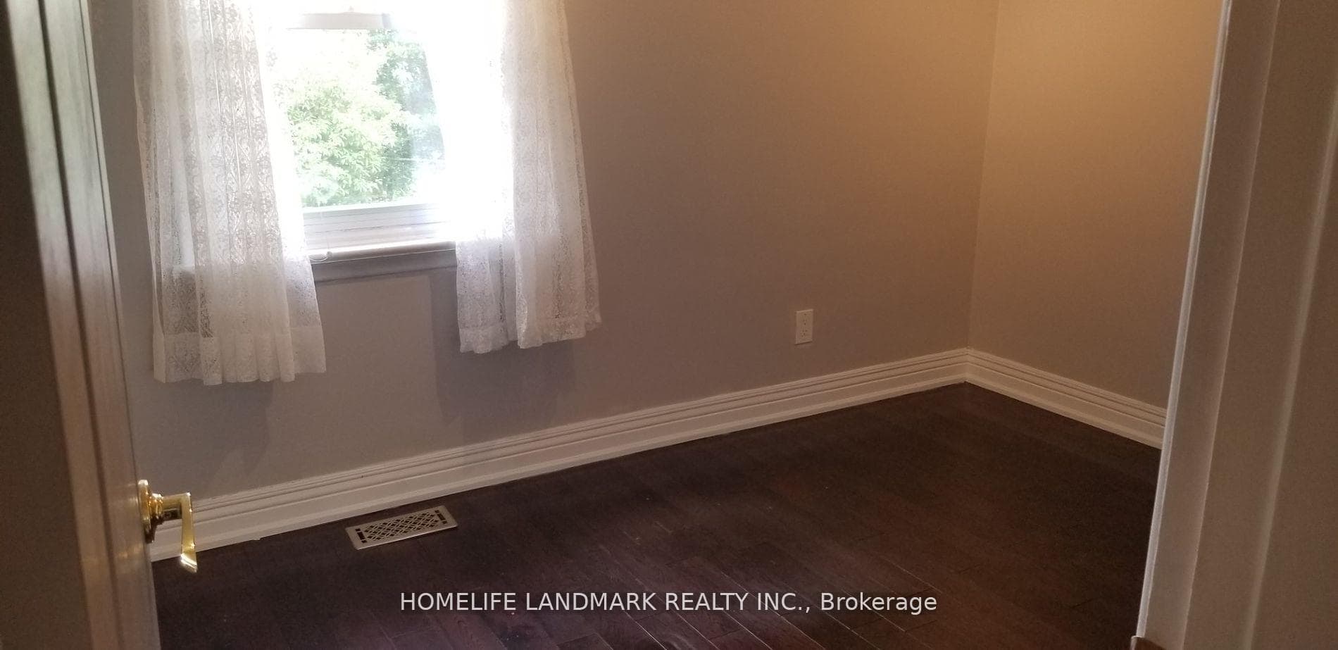 128 Lord Roberts Drive photo 14