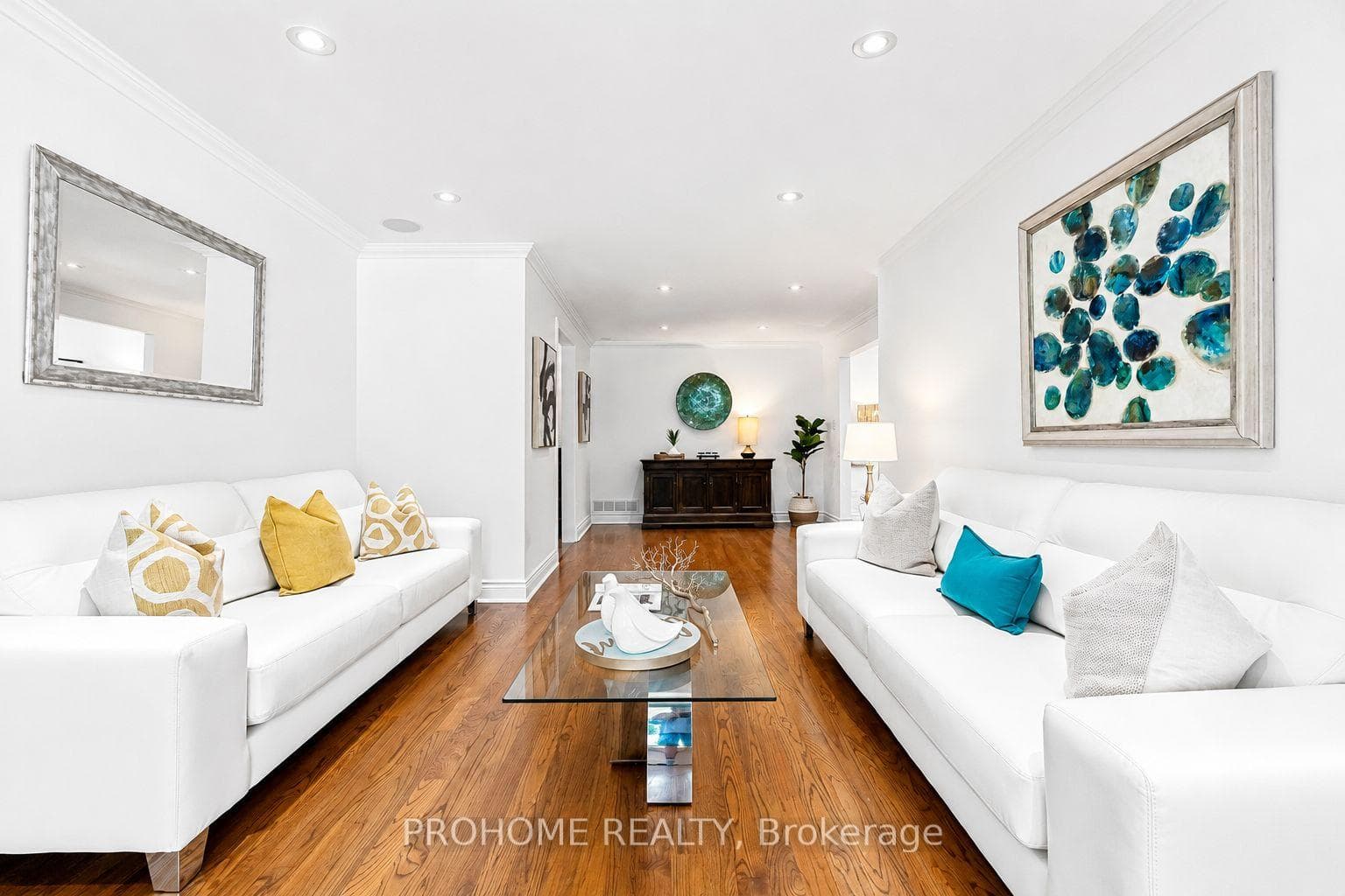 16 Tuscay Court photo 7