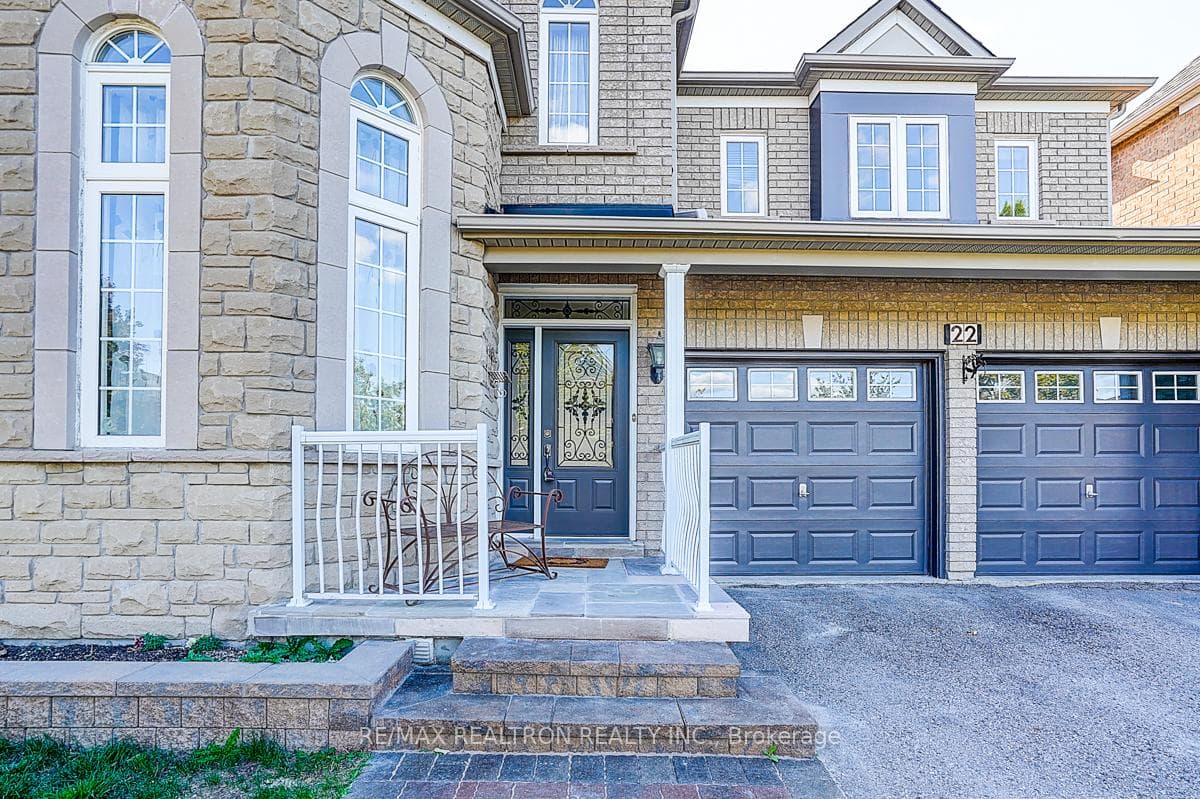 22 Alfred Paterson Drive photo 2