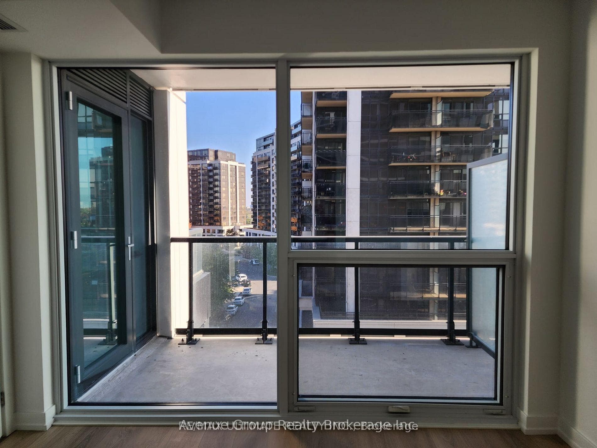 1100 Sheppard Avenue Unit 809 photo 7