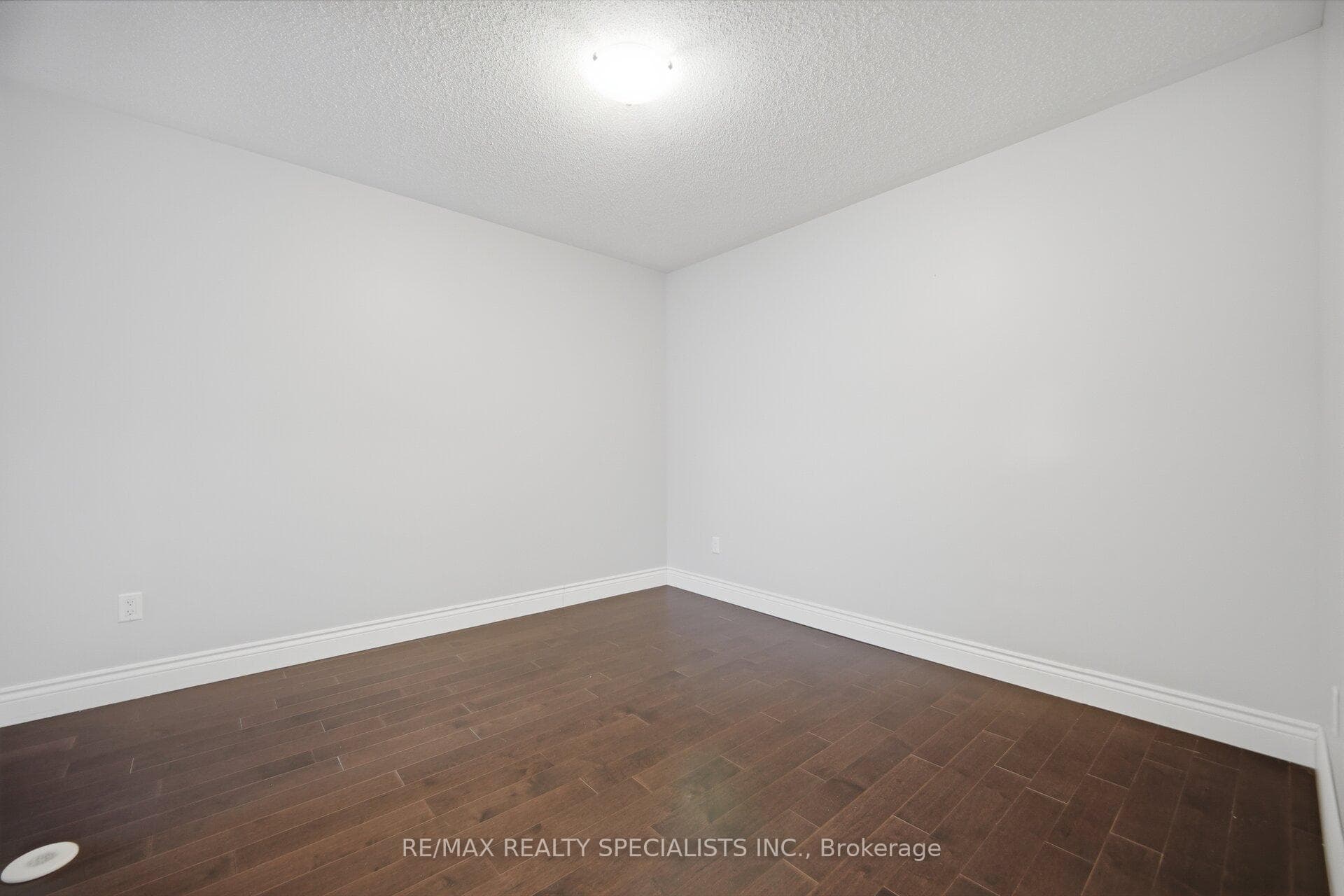 932 Sprague Place photo 36