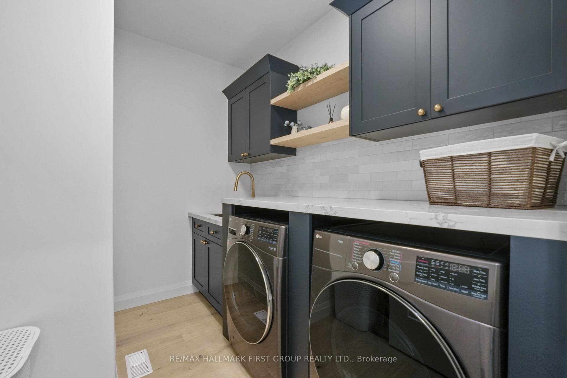 137 Ridgeline Drive photo 32