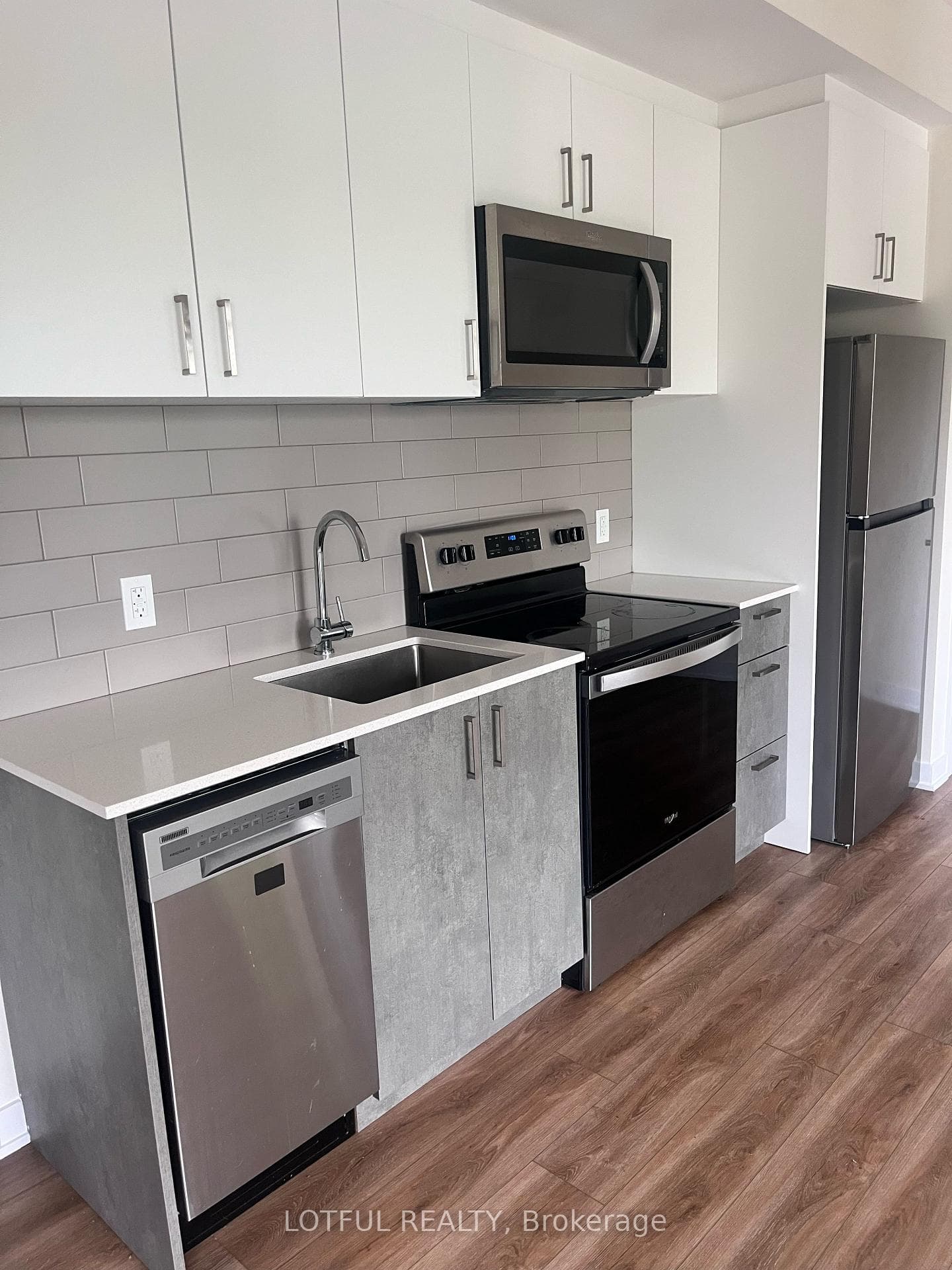 630 Churchill Avenue Unit 103 photo 5