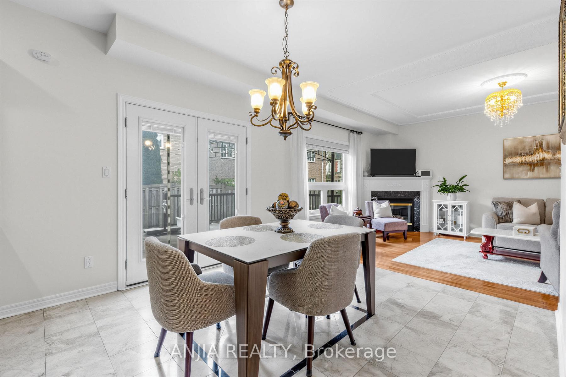 54 Stoneheath Crescent photo 9