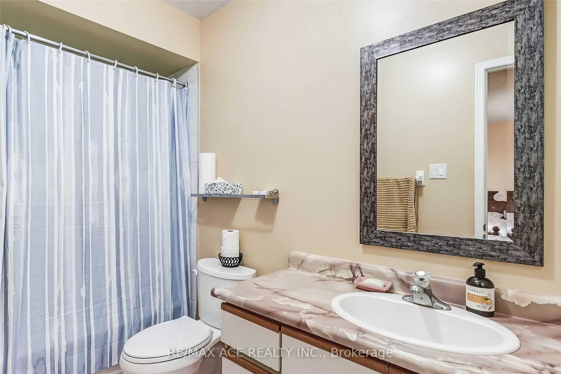 161 Heale Avenue Unit Main photo 27