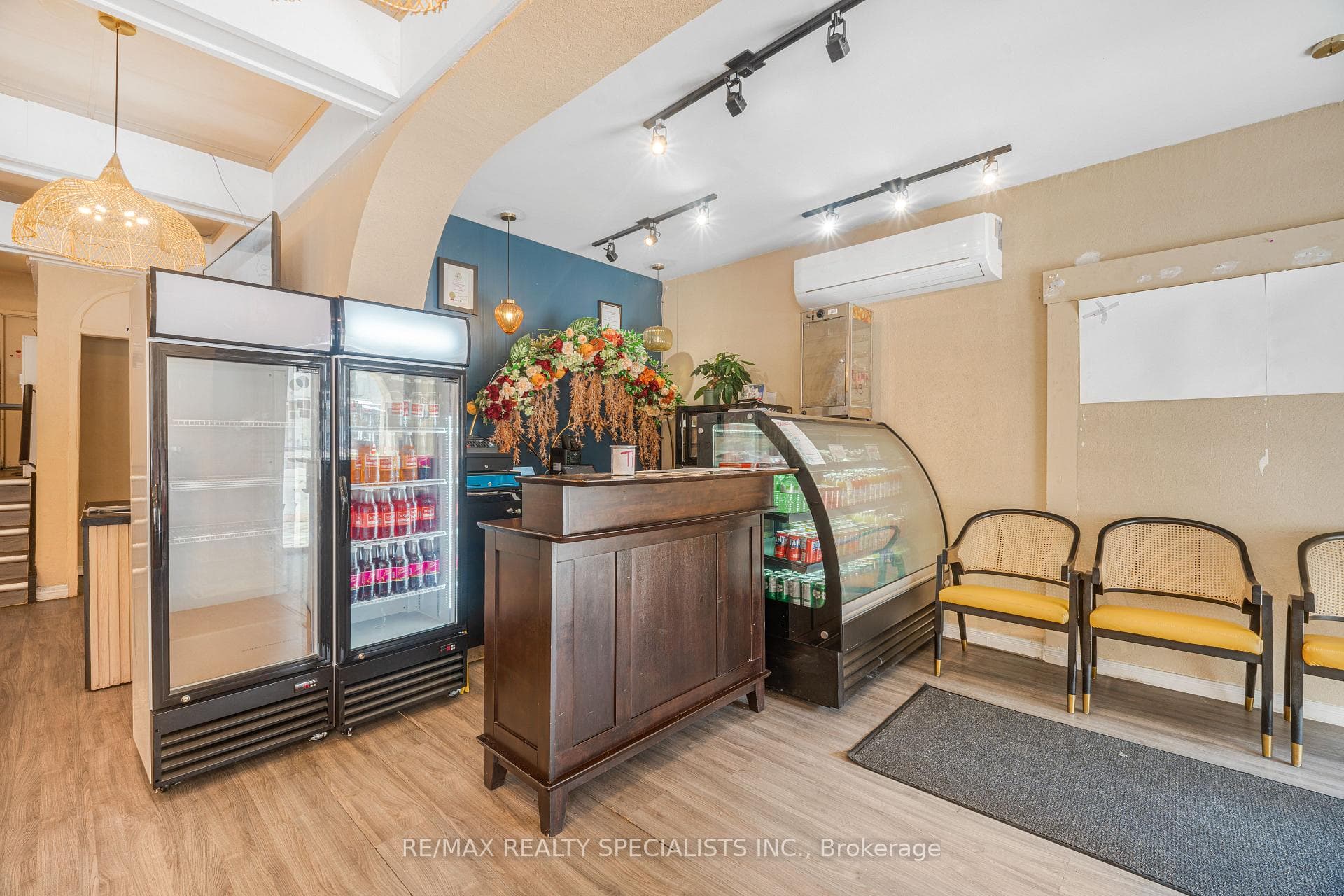 5703 Ferry Street photo 16
