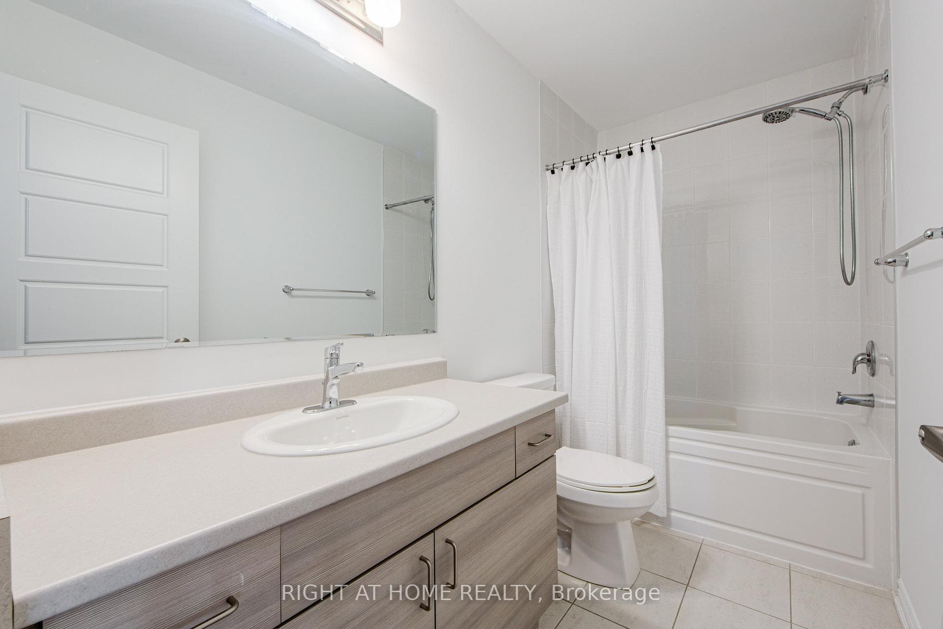 1270 Wintergreen Place photo 17