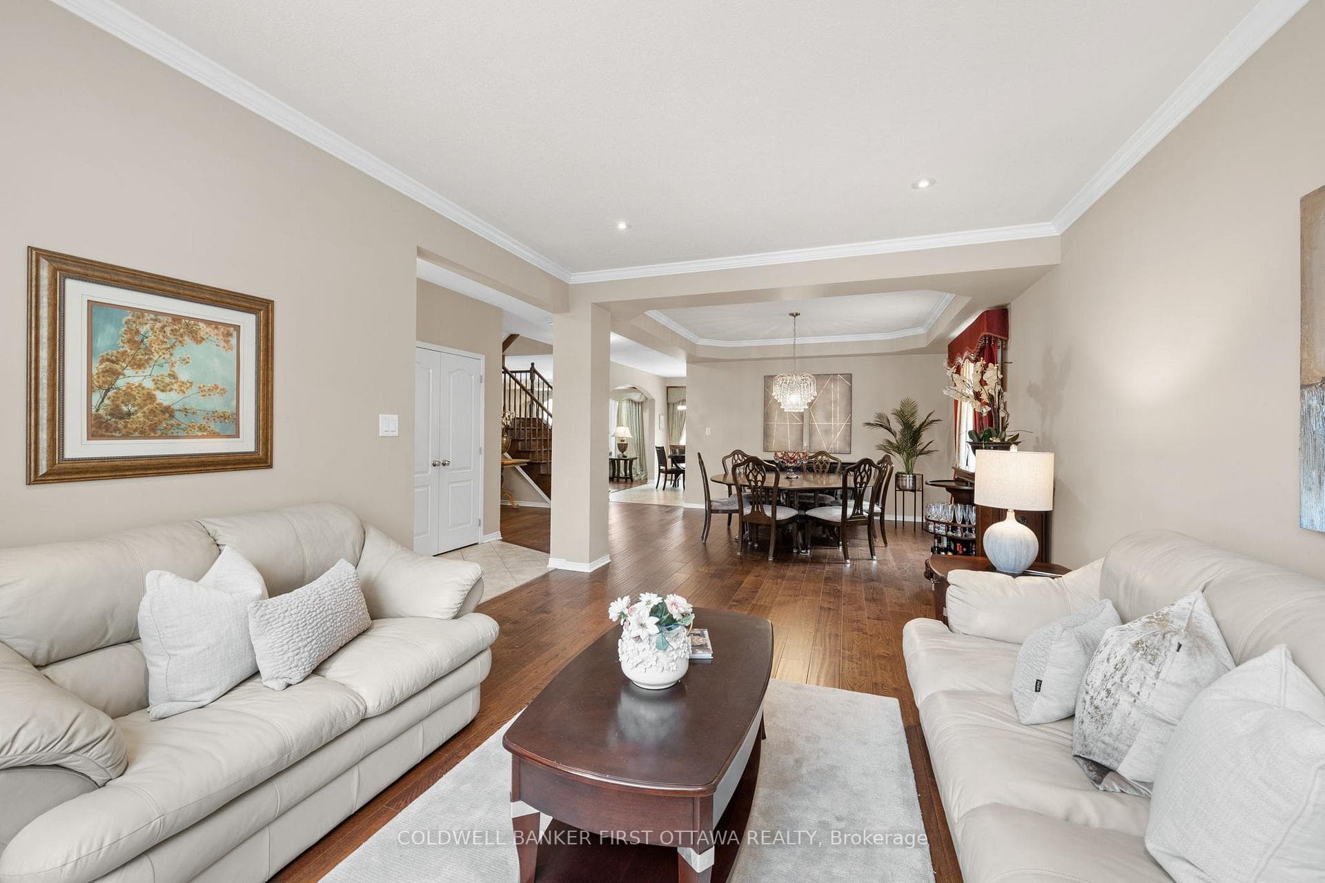 180 Sunita Crescent photo 7